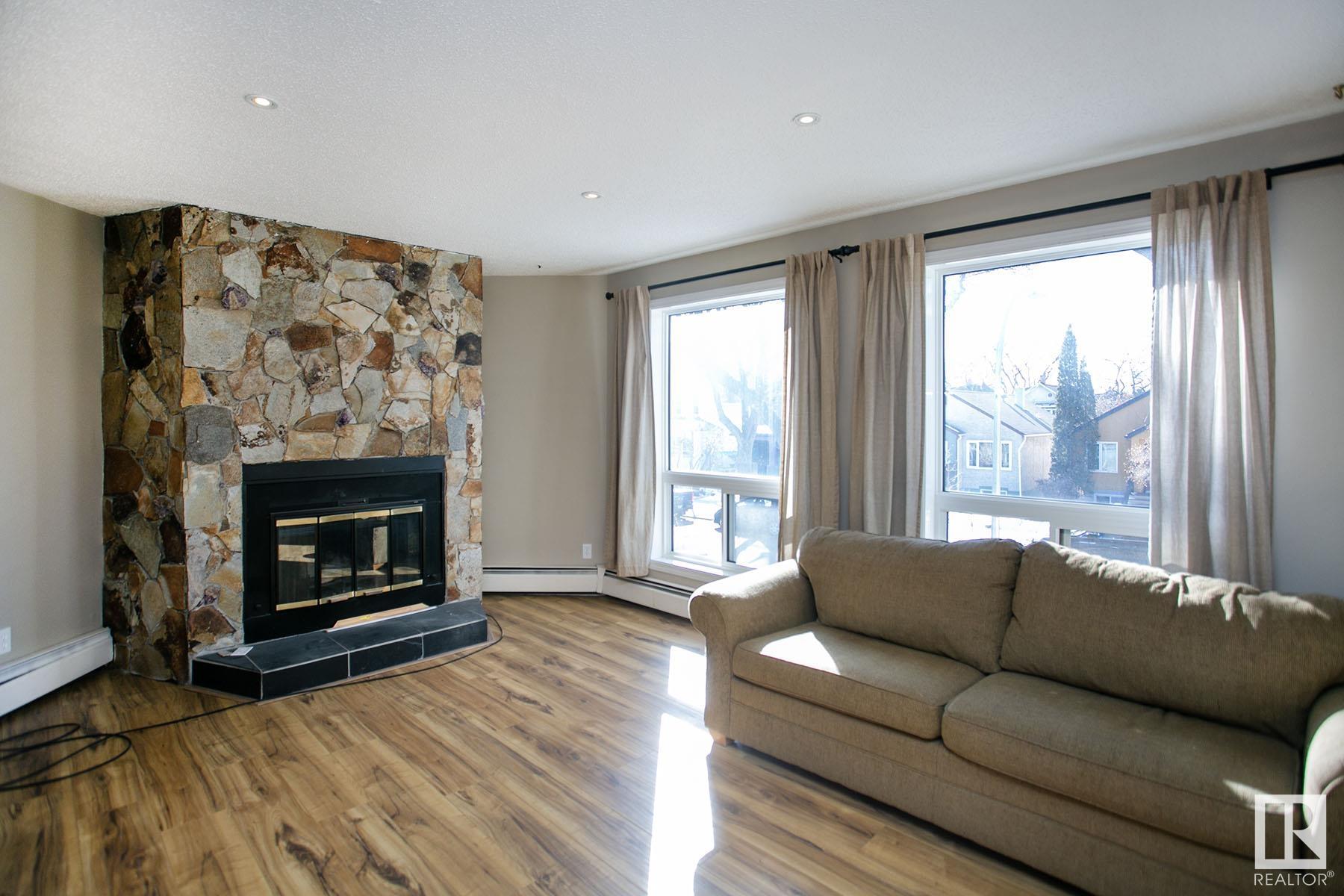      #106 9854 88 AV NW , Edmonton,  ,T6E 2R3 ;  Listing Number: MLS E4418688
