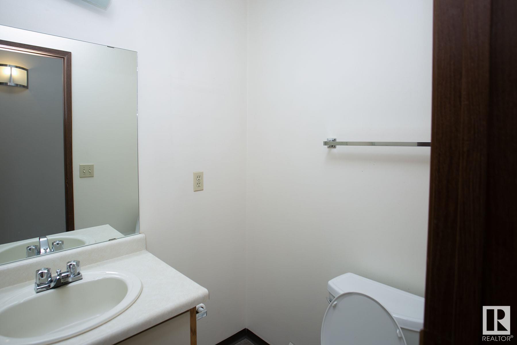      #106 9854 88 AV NW , Edmonton,  ,T6E 2R3 ;  Listing Number: MLS E4418688