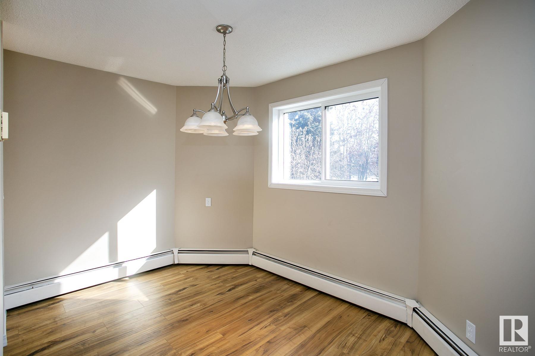      #106 9854 88 AV NW , Edmonton,  ,T6E 2R3 ;  Listing Number: MLS E4418688