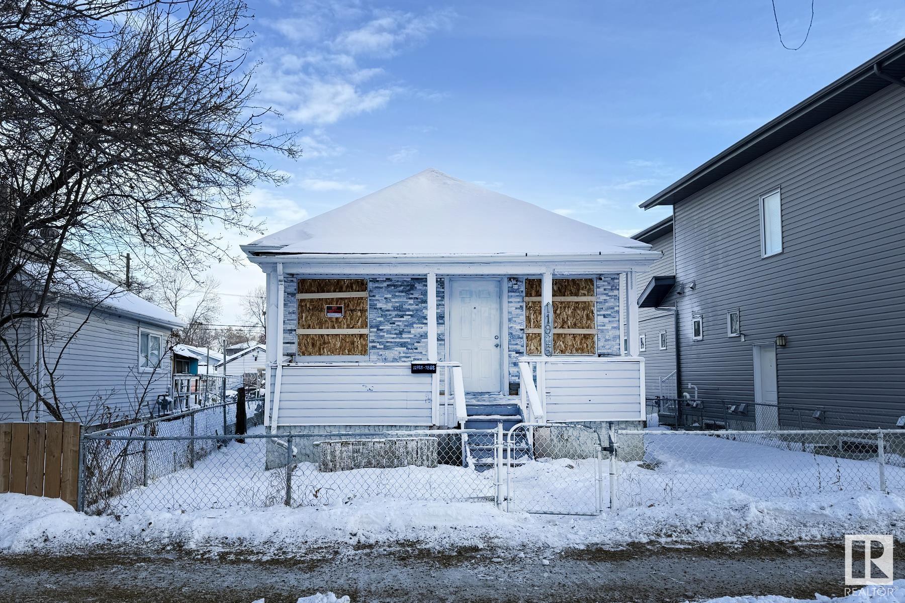      11925 78 ST NW , Edmonton,  ,T5B 2J6 ;  Listing Number: MLS E4418691