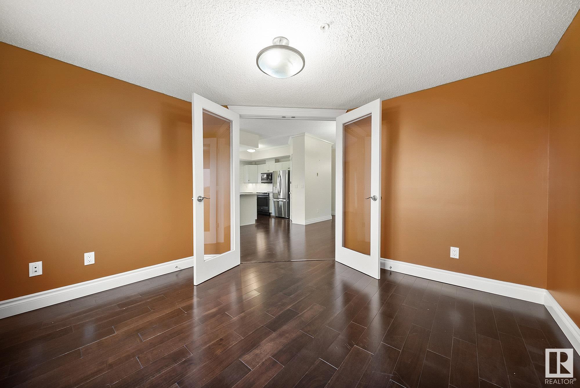      #401 10232 115 ST NW , Edmonton,  ,T5K 1T8 ;  Listing Number: MLS E4418694