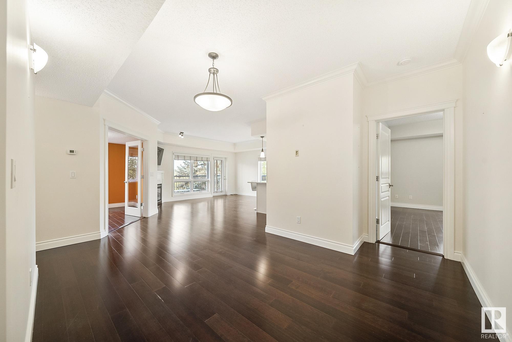      #401 10232 115 ST NW , Edmonton,  ,T5K 1T8 ;  Listing Number: MLS E4418694