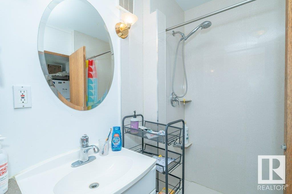      10824 83 AV NW , Edmonton,  ,T6E 2E7 ;  Listing Number: MLS E4418697