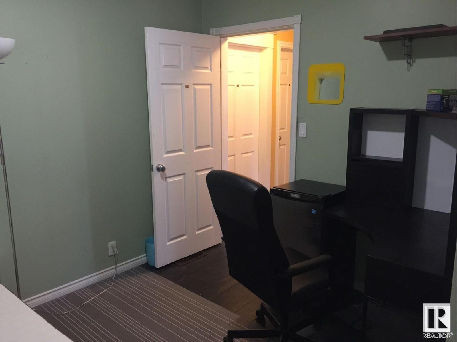      10824 83 AV NW , Edmonton,  ,T6E 2E7 ;  Listing Number: MLS E4418697
