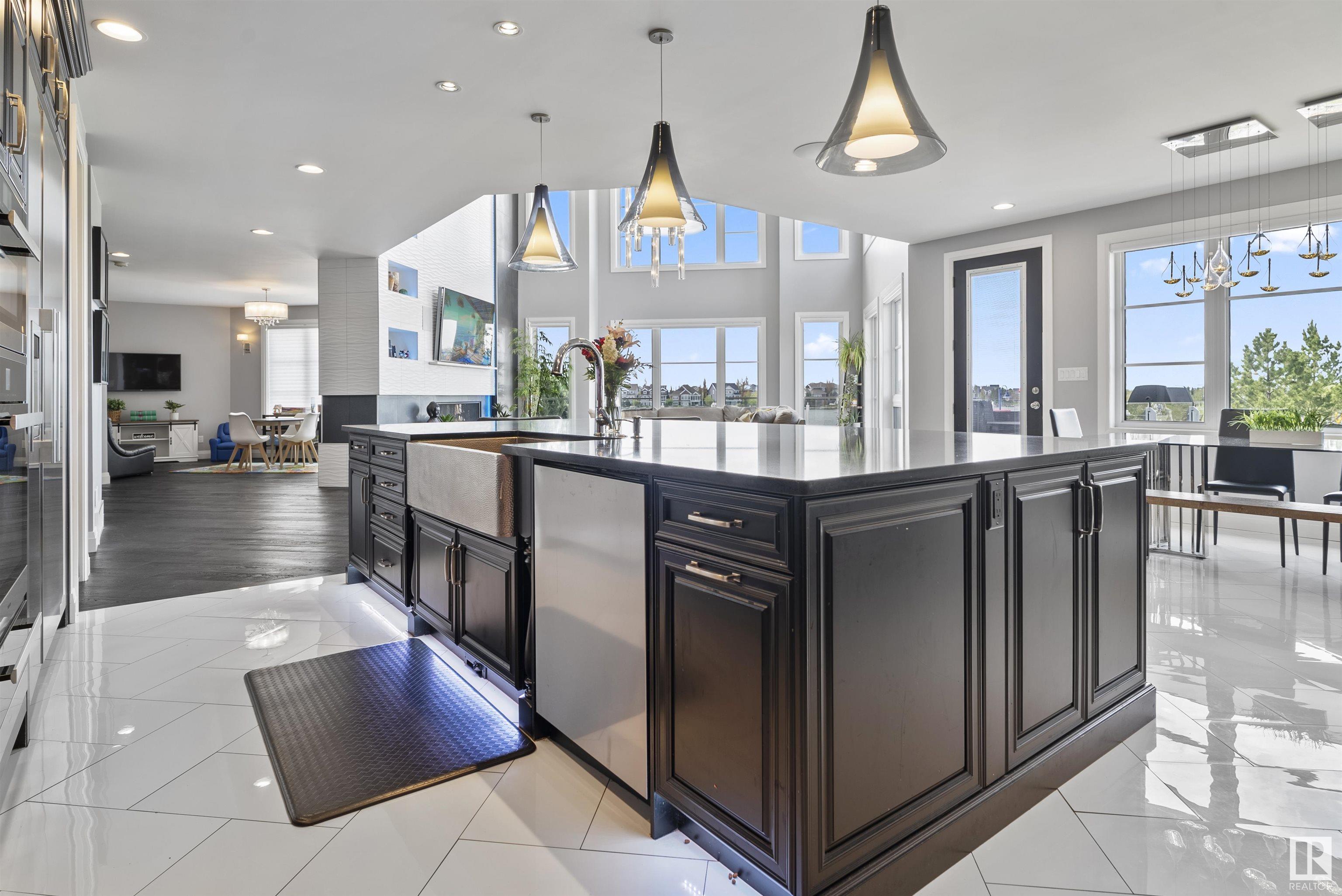      8818 19 AV SW , Edmonton,  ,T6X 1X6 ;  Listing Number: MLS E4418698
