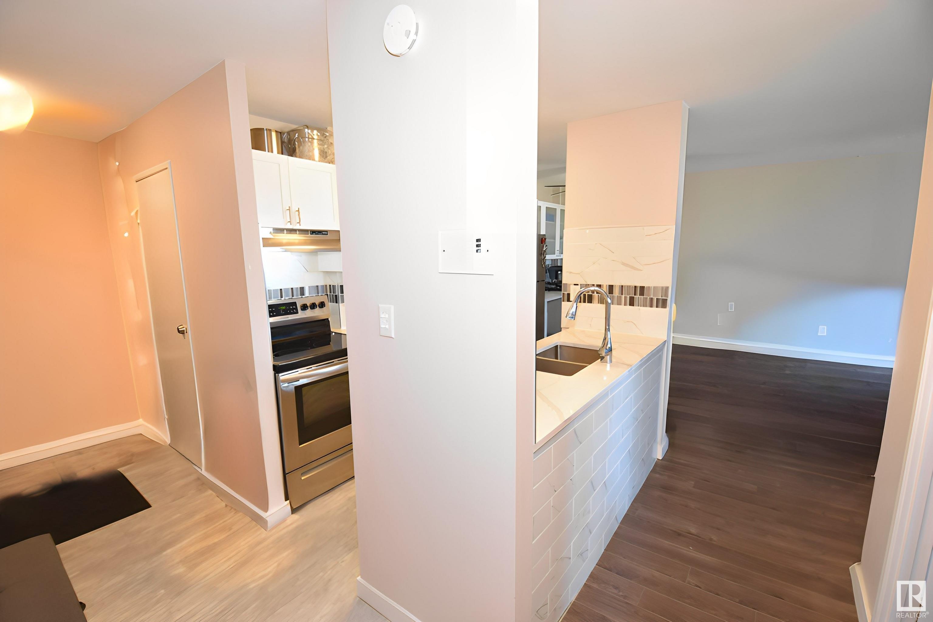      #1601 10011 116 ST NW , Edmonton,  ,T5K 1V4 ;  Listing Number: MLS E4418703