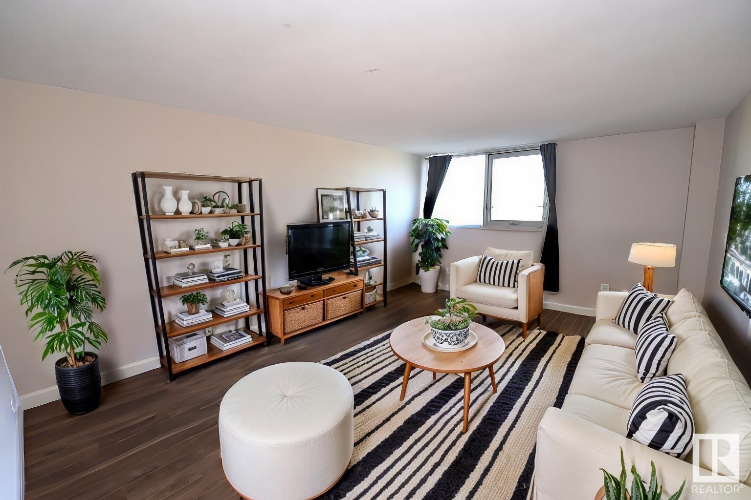      #1601 10011 116 ST NW , Edmonton,  ,T5K 1V4 ;  Listing Number: MLS E4418703