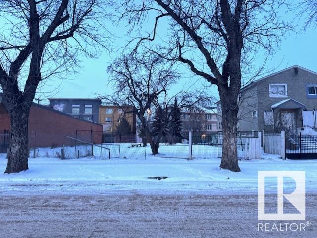      9626 105A AV NW , Edmonton,  ,T5H 0M4 ;  Listing Number: MLS E4418705