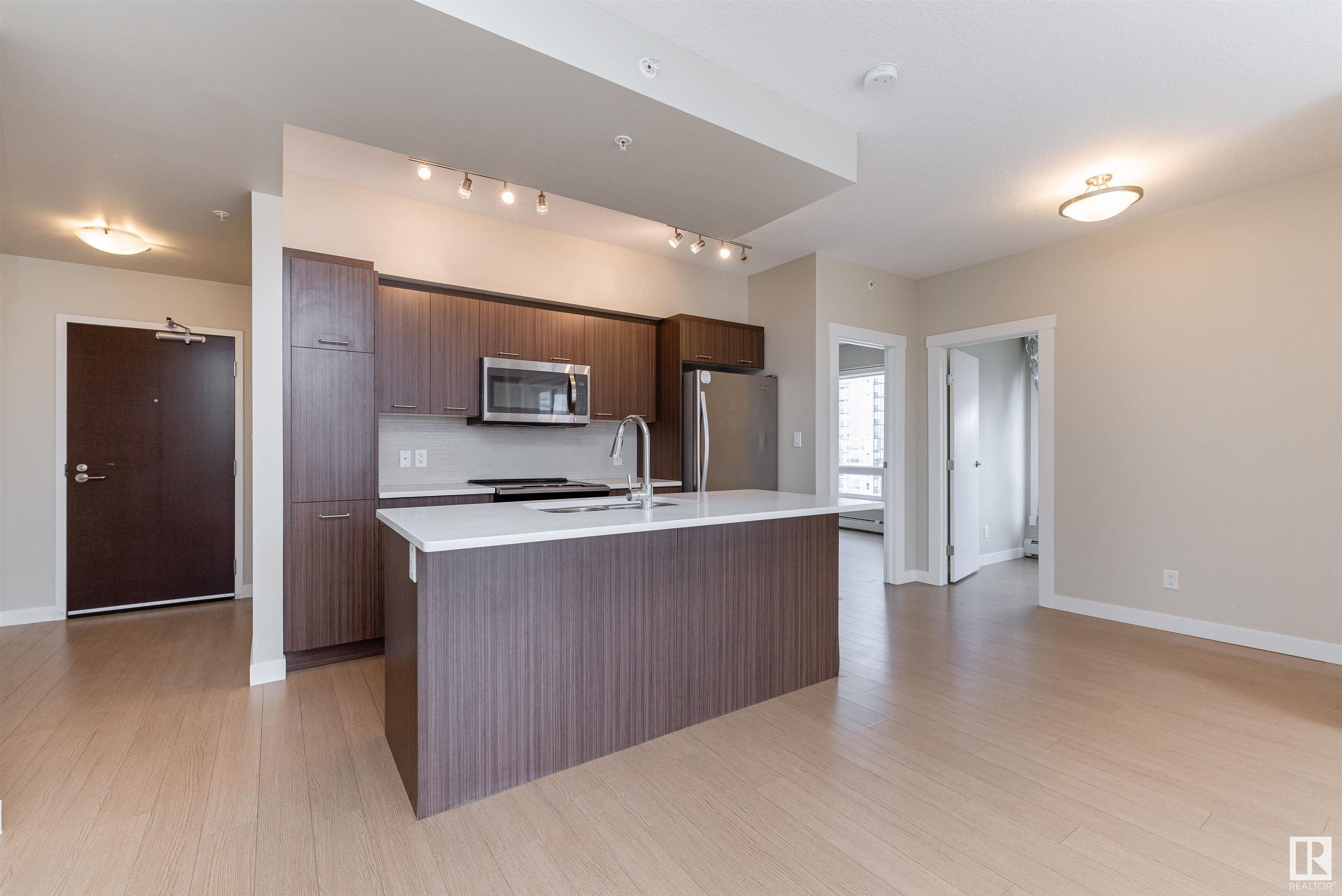      #2002 10410 102 AV NW , Edmonton,  ,T5J 0E9 ;  Listing Number: MLS E4418706