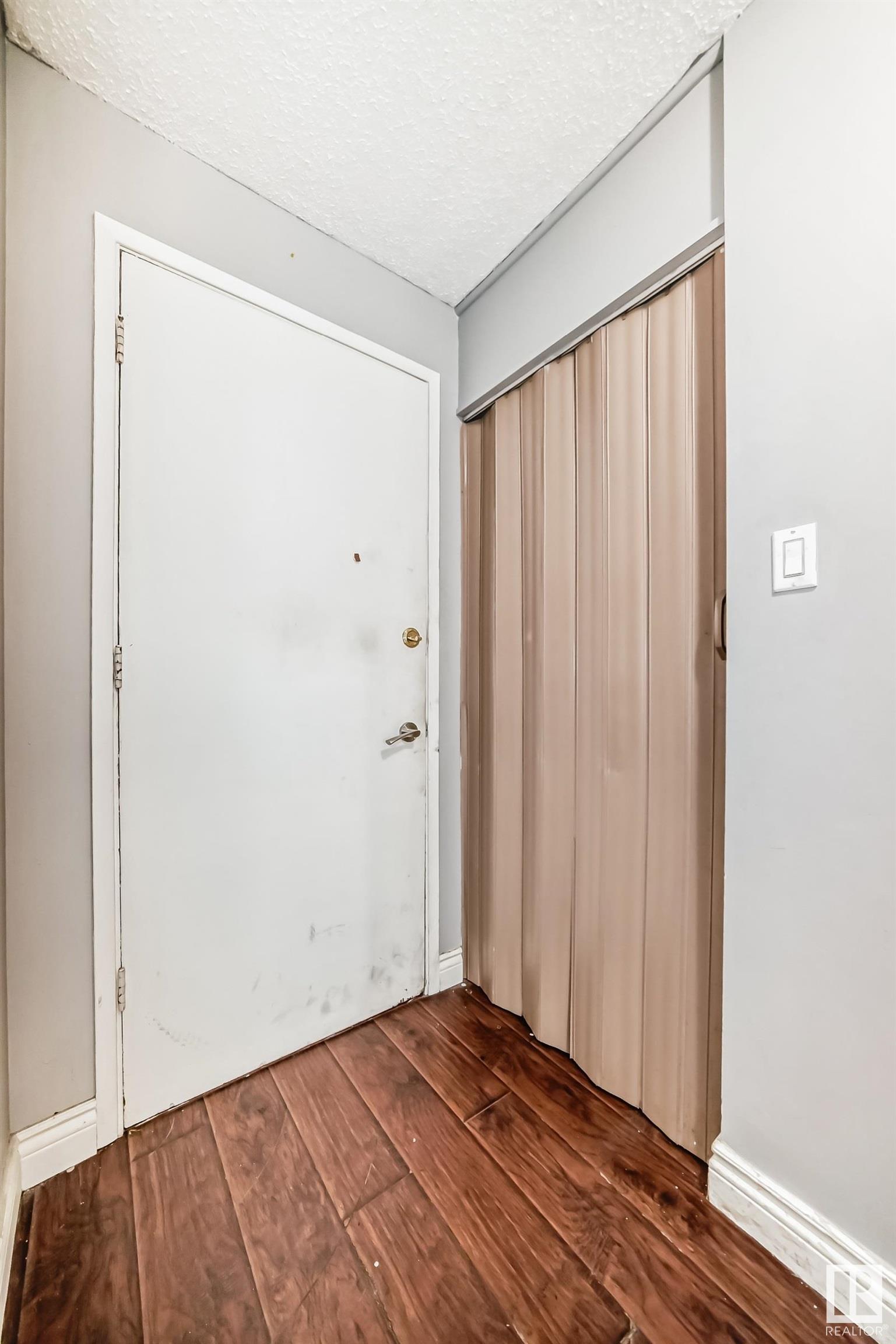      #1 10035 155 ST NW , Edmonton,  ,T5P 2L4 ;  Listing Number: MLS E4418708