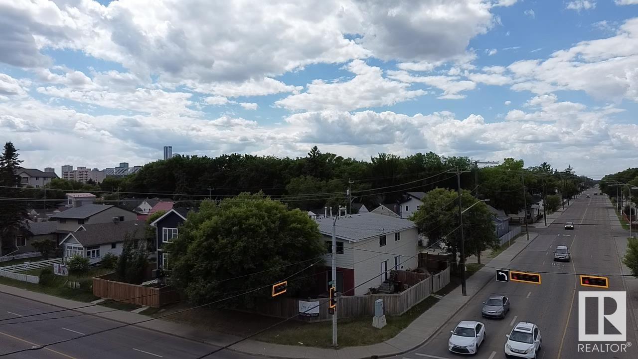      8205 115 AV NW , Edmonton,  ,T5B 4P1 ;  Listing Number: MLS E4418711