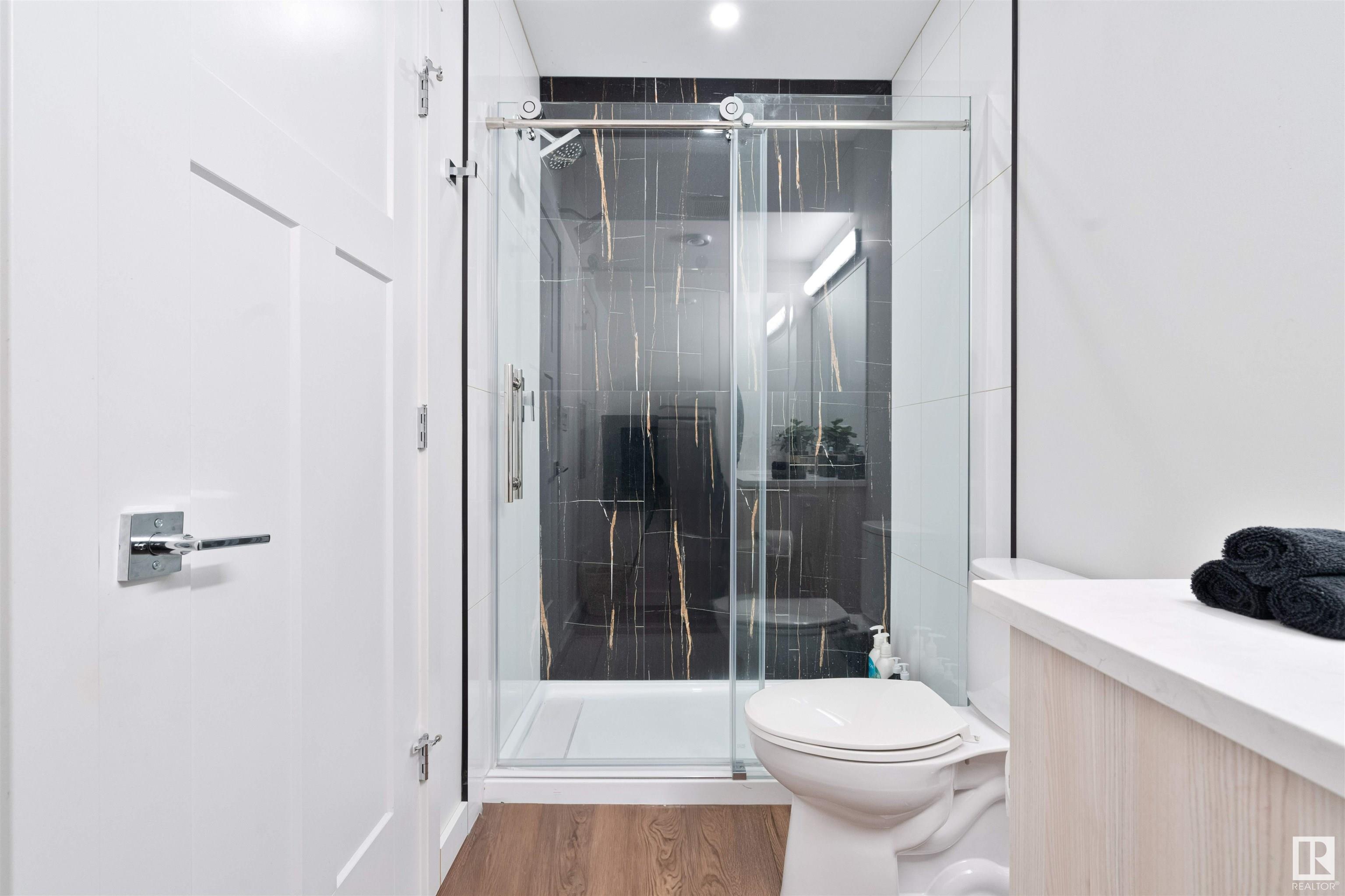      15006 105 AV NW , Edmonton,  ,T5P 1P8 ;  Listing Number: MLS E4418716