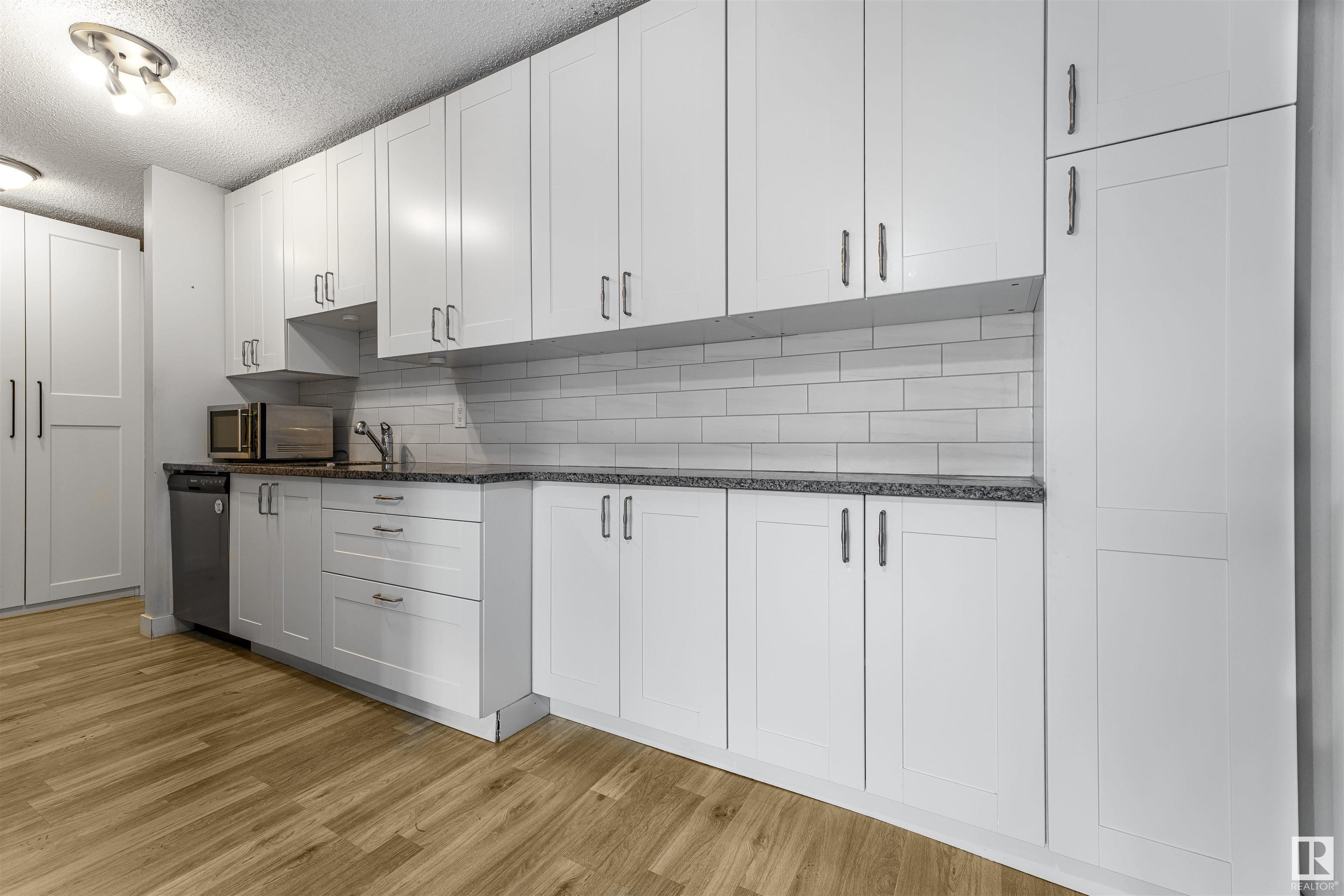      #306 10250 116 ST NW , Edmonton,  ,T5K 1W4 ;  Listing Number: MLS E4418717