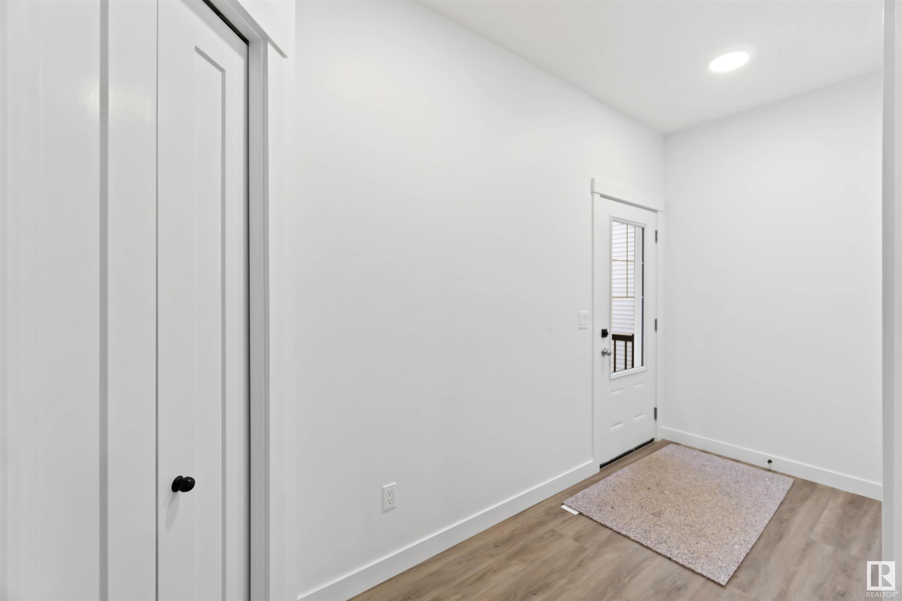      1519 26 ST NW , Edmonton,  ,T6T 2T7 ;  Listing Number: MLS E4418720