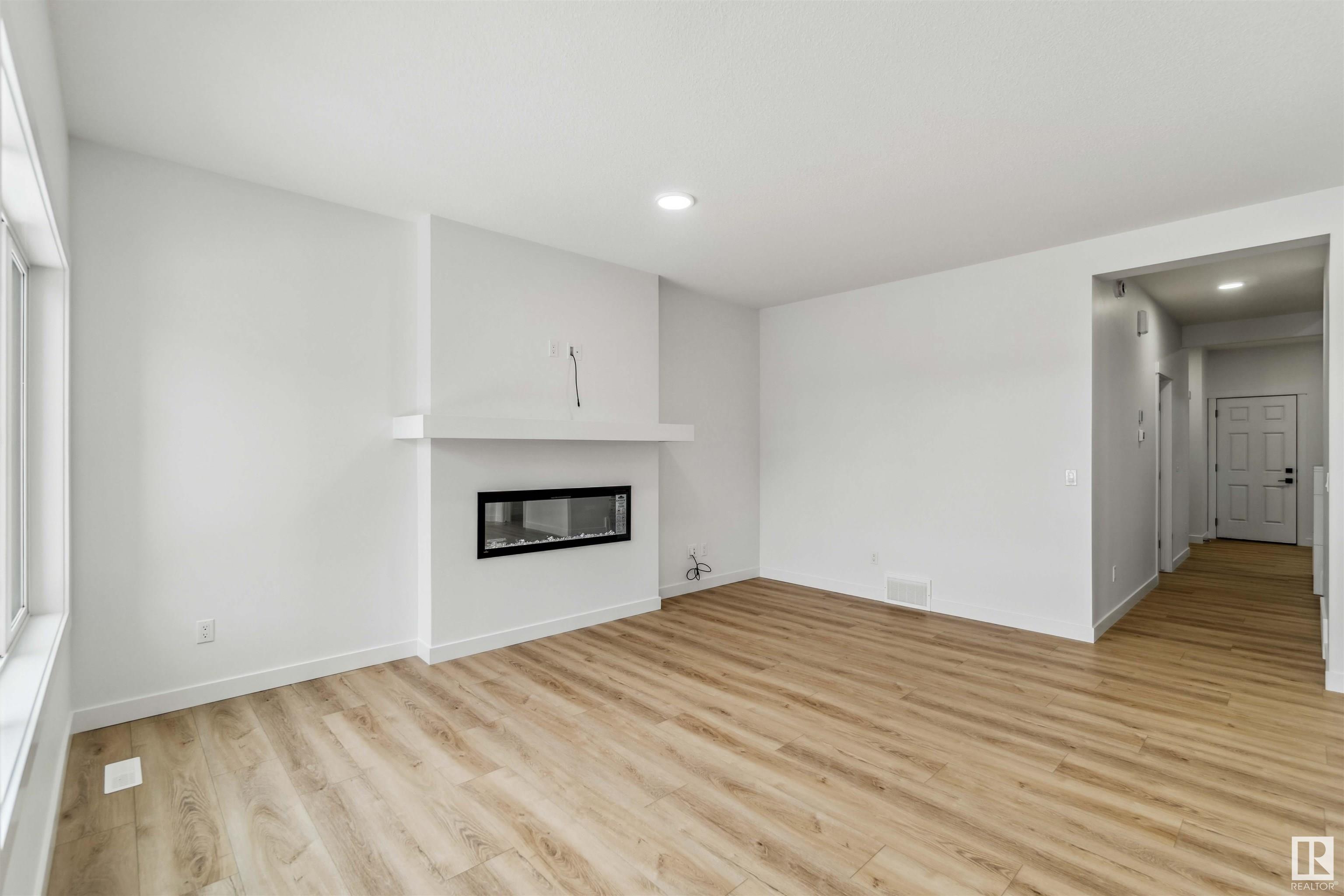      2622 15A AV NW , Edmonton,  ,T6T 2T7 ;  Listing Number: MLS E4418723