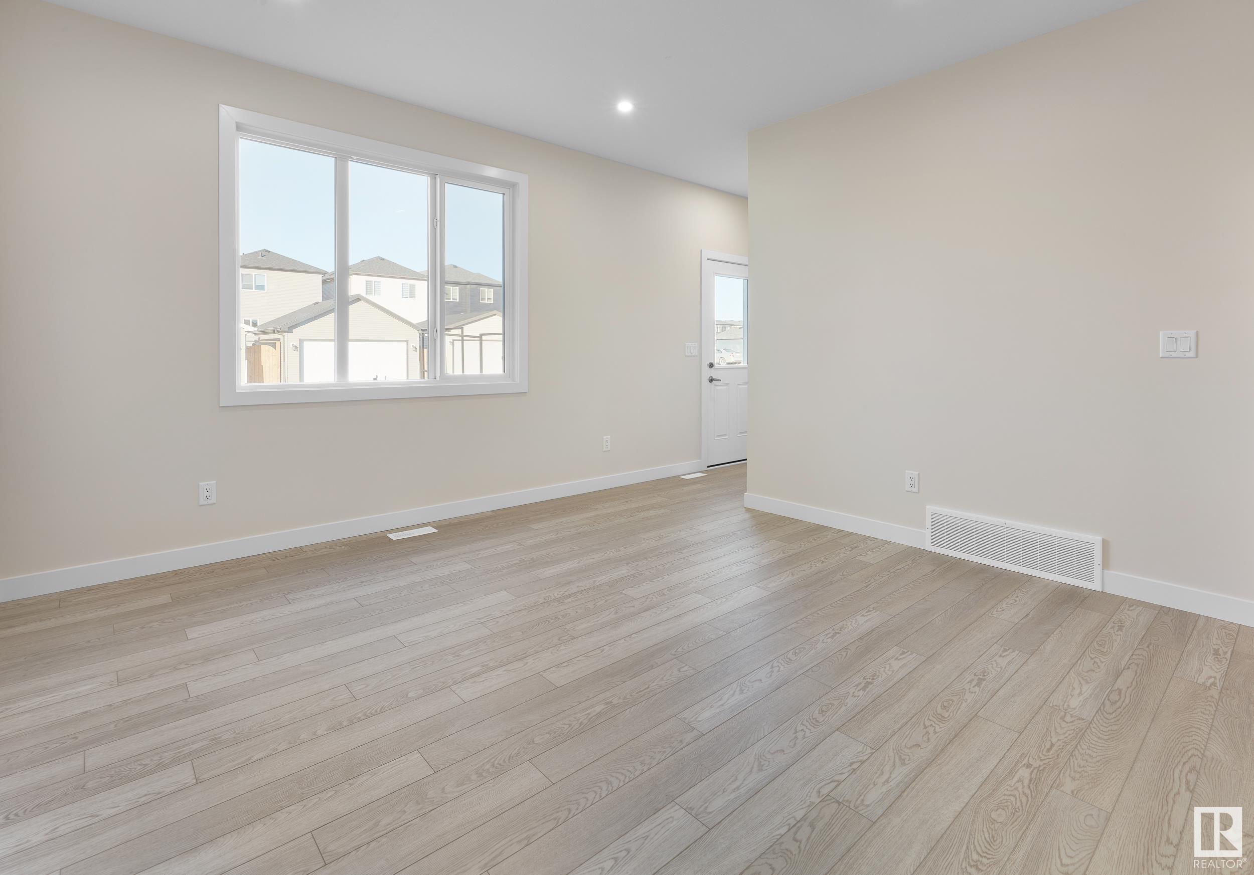      9379 221 ST NW , Edmonton,  ,T5T 6E7 ;  Listing Number: MLS E4418724