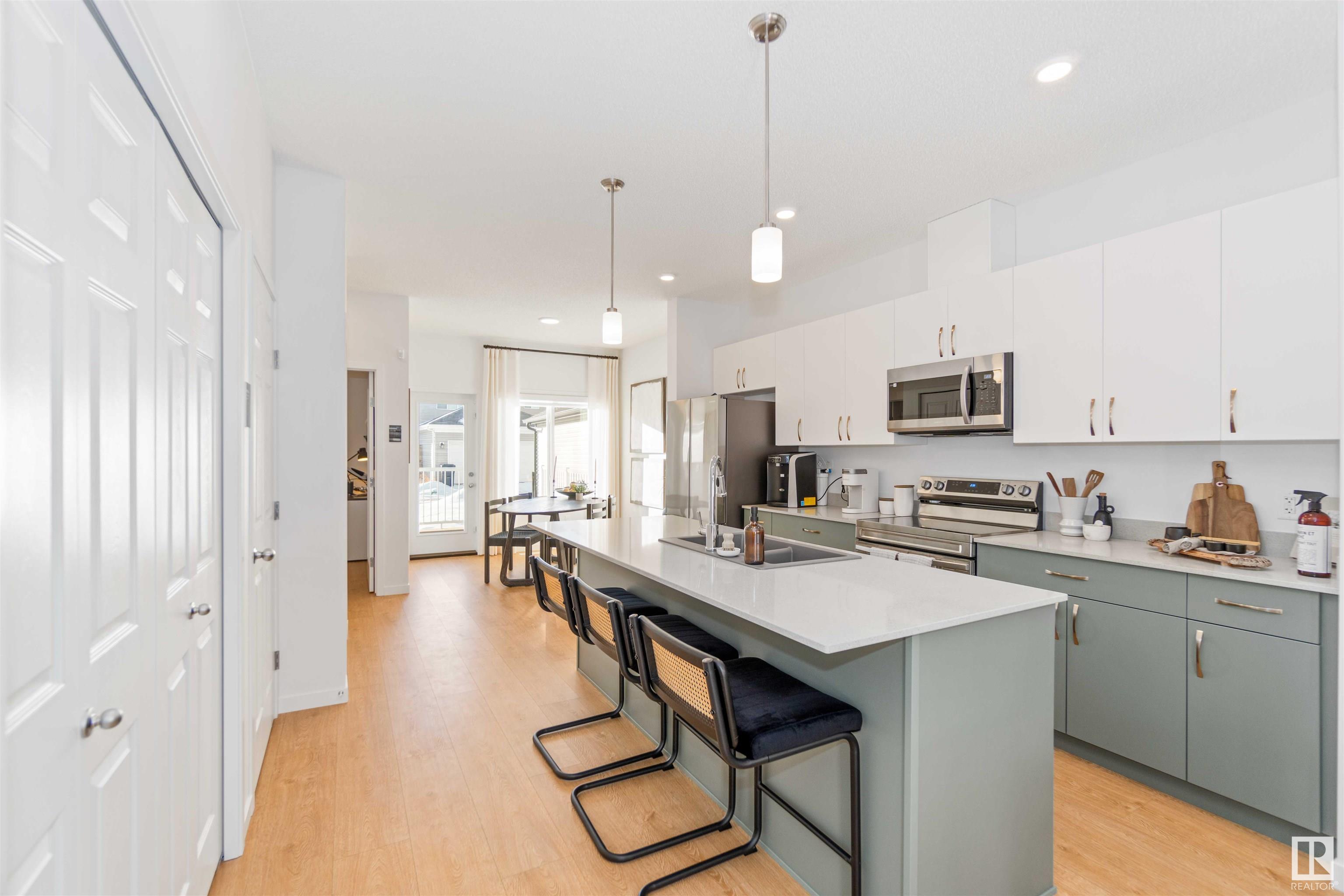     849 Cy Becker DR NW , Edmonton,  ,T5Y 3P6 ;  Listing Number: MLS E4418725