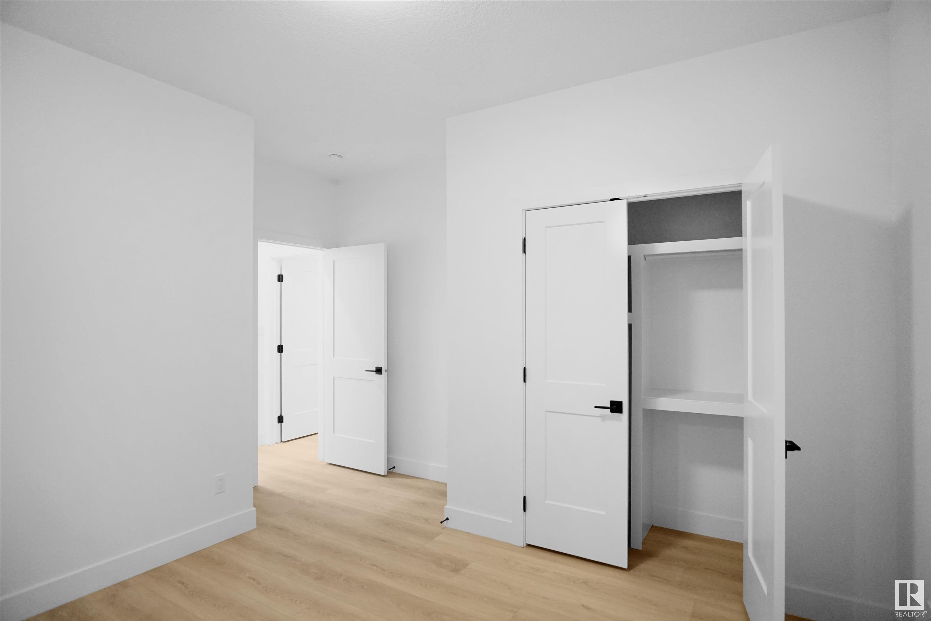      715 30 AV NW , Edmonton,  ,T6T 2V3 ;  Listing Number: MLS E4418726