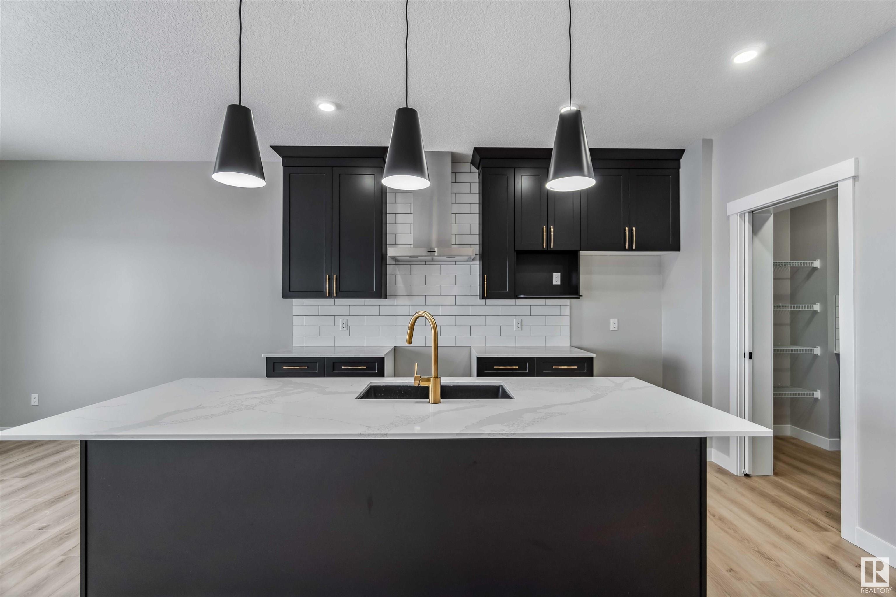      1659 12 ST NW , Edmonton,  ,T6T 2V1 ;  Listing Number: MLS E4418728