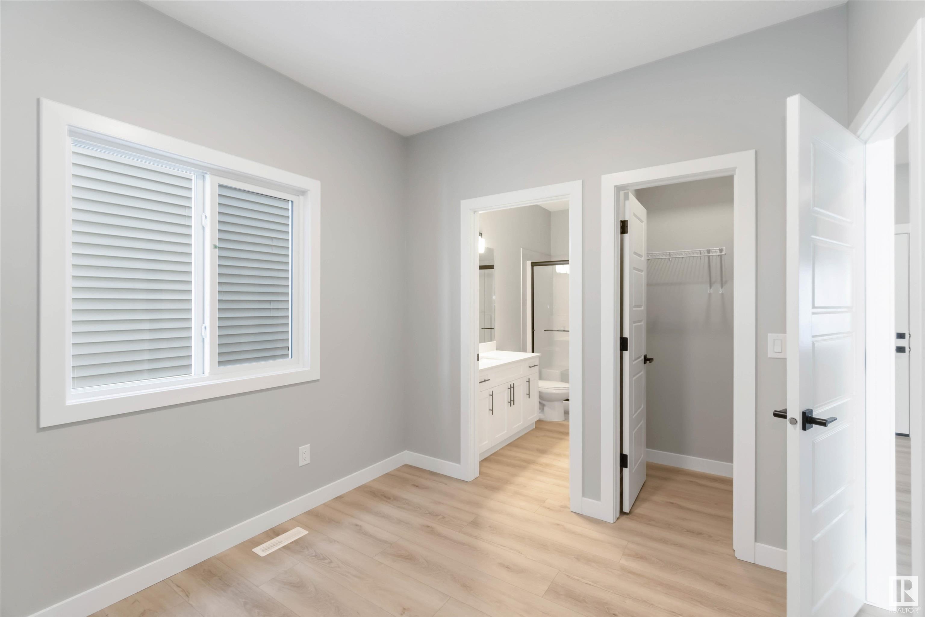      24 Meadowbrook WY , Spruce Grove,  ,T7X 0W2 ;  Listing Number: MLS E4418730