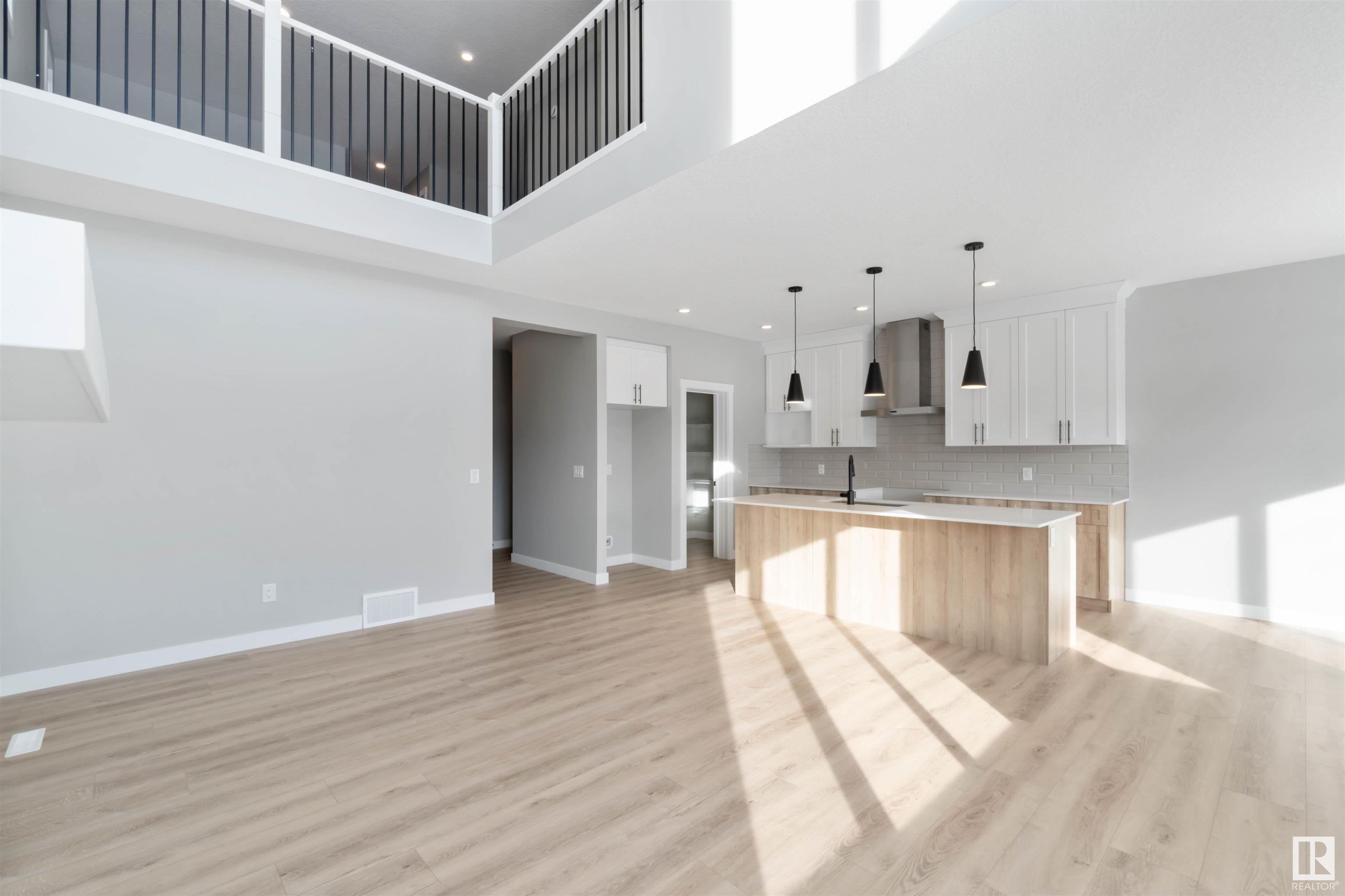      24 Meadowbrook WY , Spruce Grove,  ,T7X 0W2 ;  Listing Number: MLS E4418730