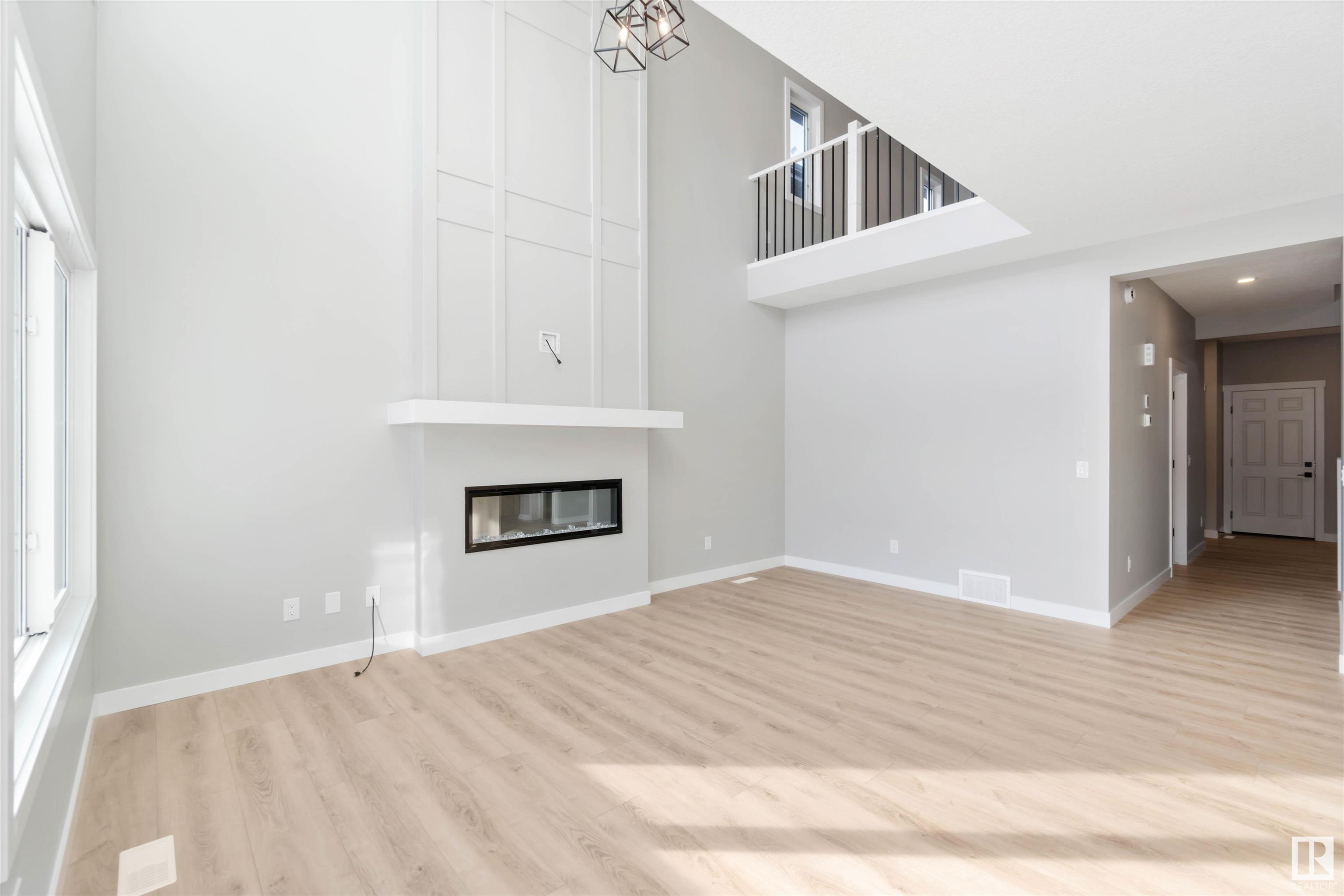      24 Meadowbrook WY , Spruce Grove,  ,T7X 0W2 ;  Listing Number: MLS E4418730