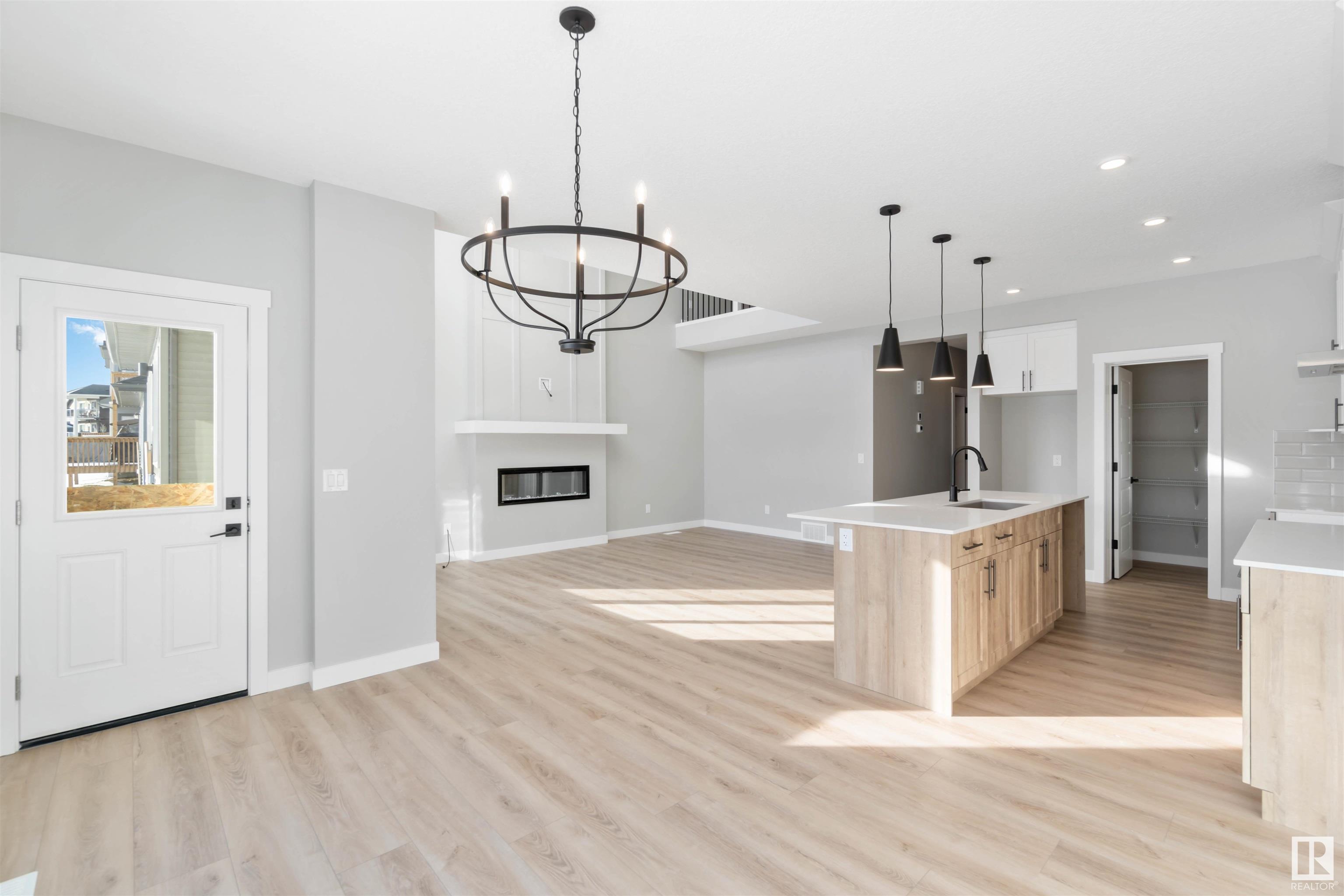      24 Meadowbrook WY , Spruce Grove,  ,T7X 0W2 ;  Listing Number: MLS E4418730