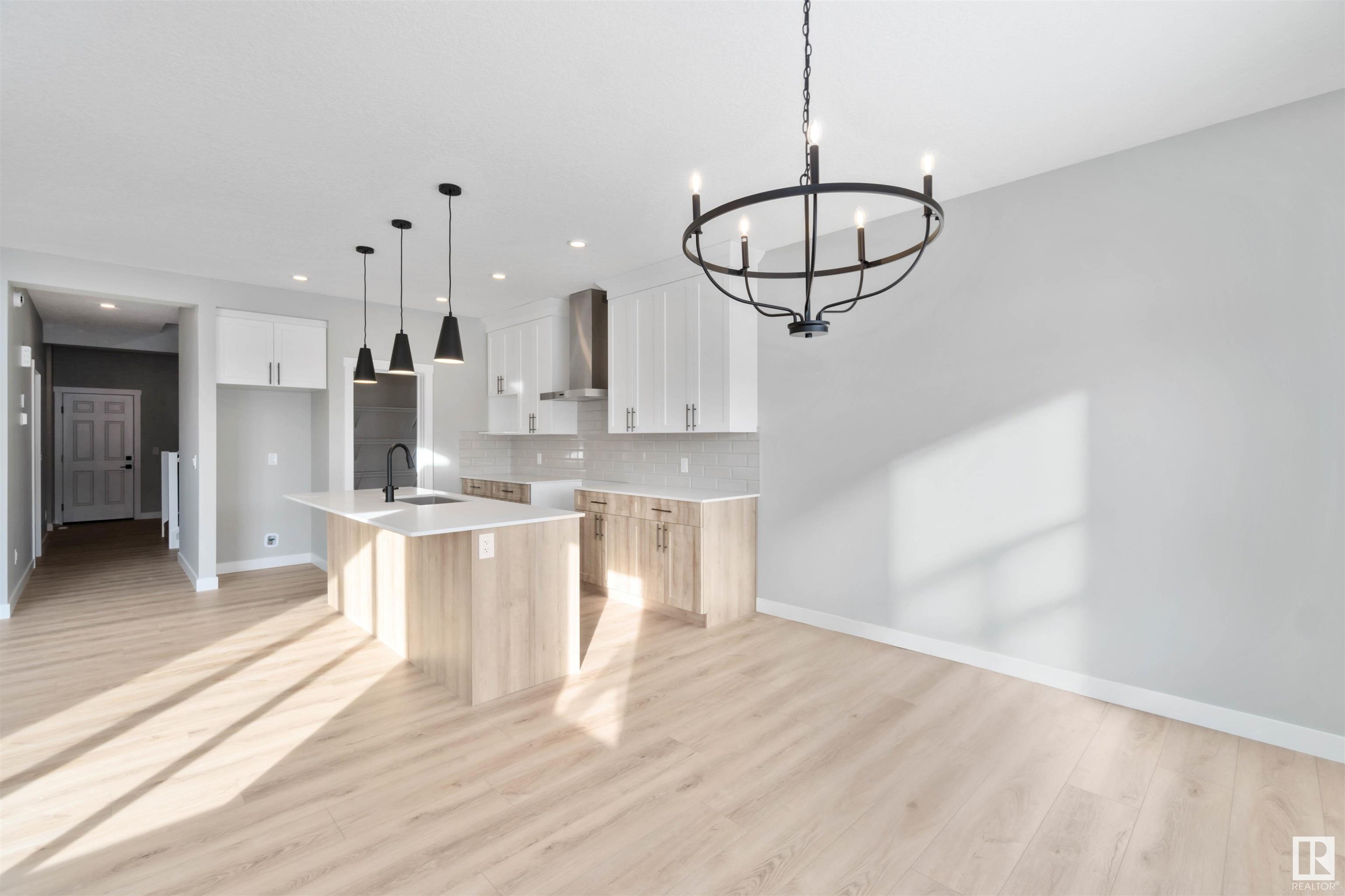      24 Meadowbrook WY , Spruce Grove,  ,T7X 0W2 ;  Listing Number: MLS E4418730