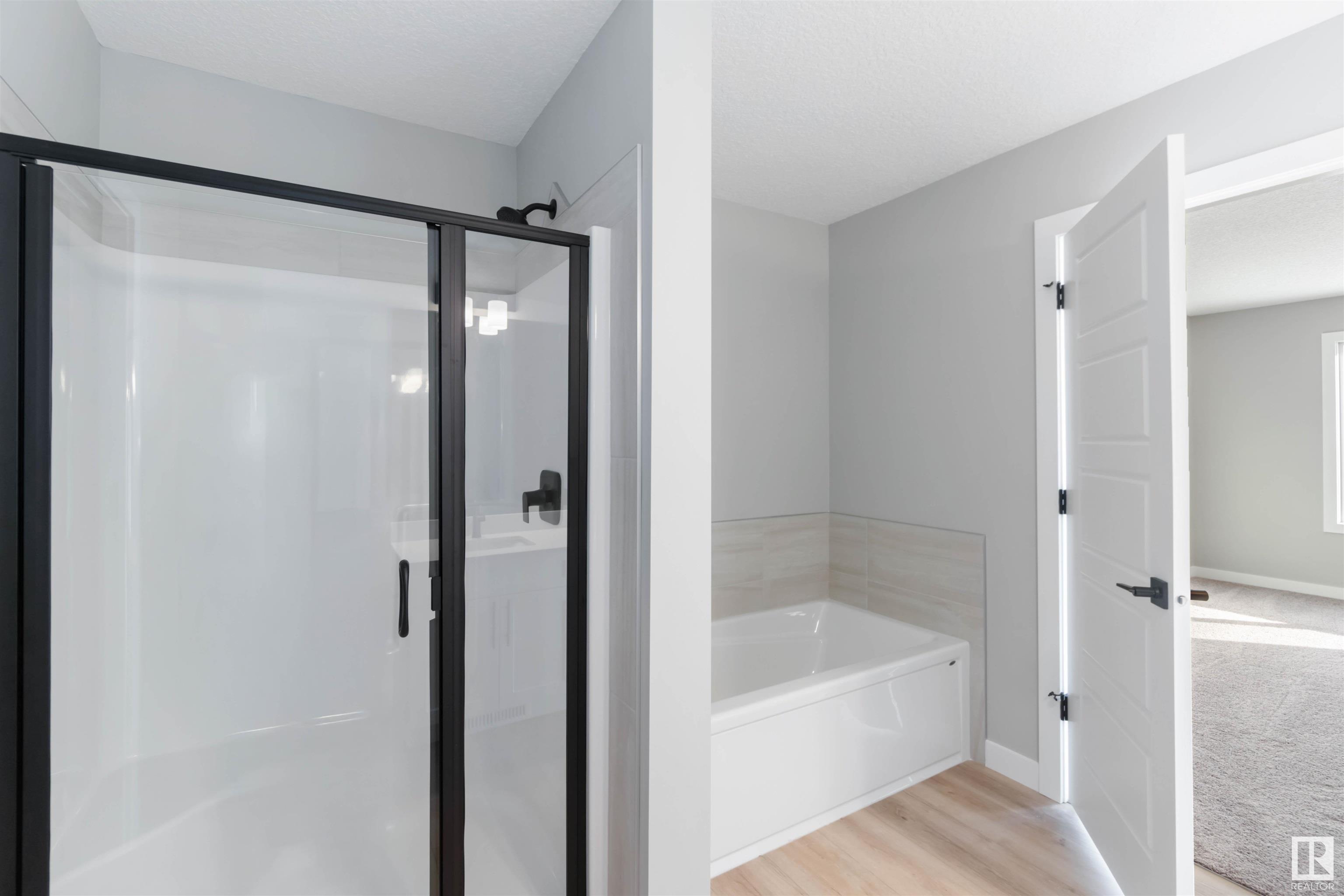      24 Meadowbrook WY , Spruce Grove,  ,T7X 0W2 ;  Listing Number: MLS E4418730