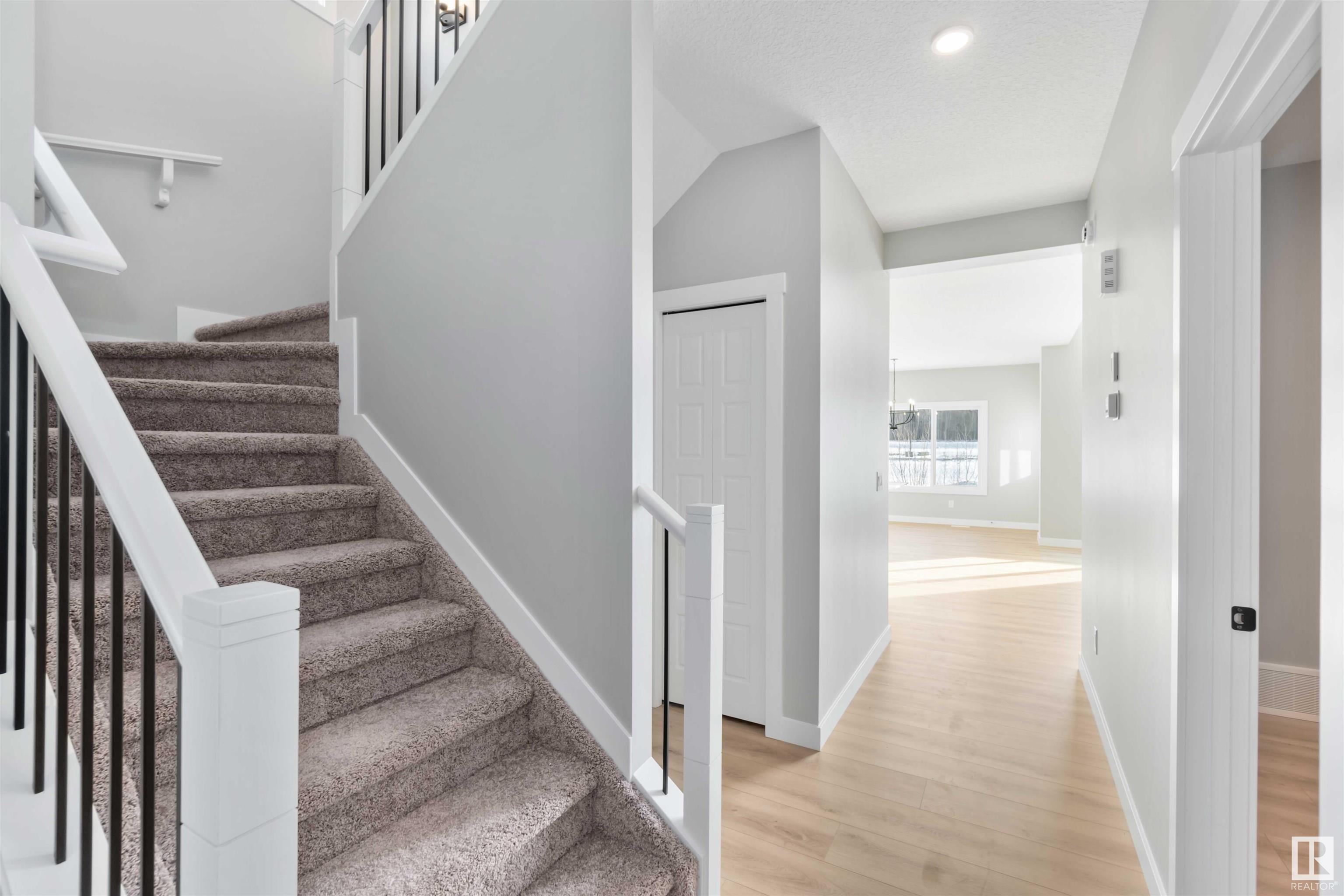      24 Meadowbrook WY , Spruce Grove,  ,T7X 0W2 ;  Listing Number: MLS E4418730