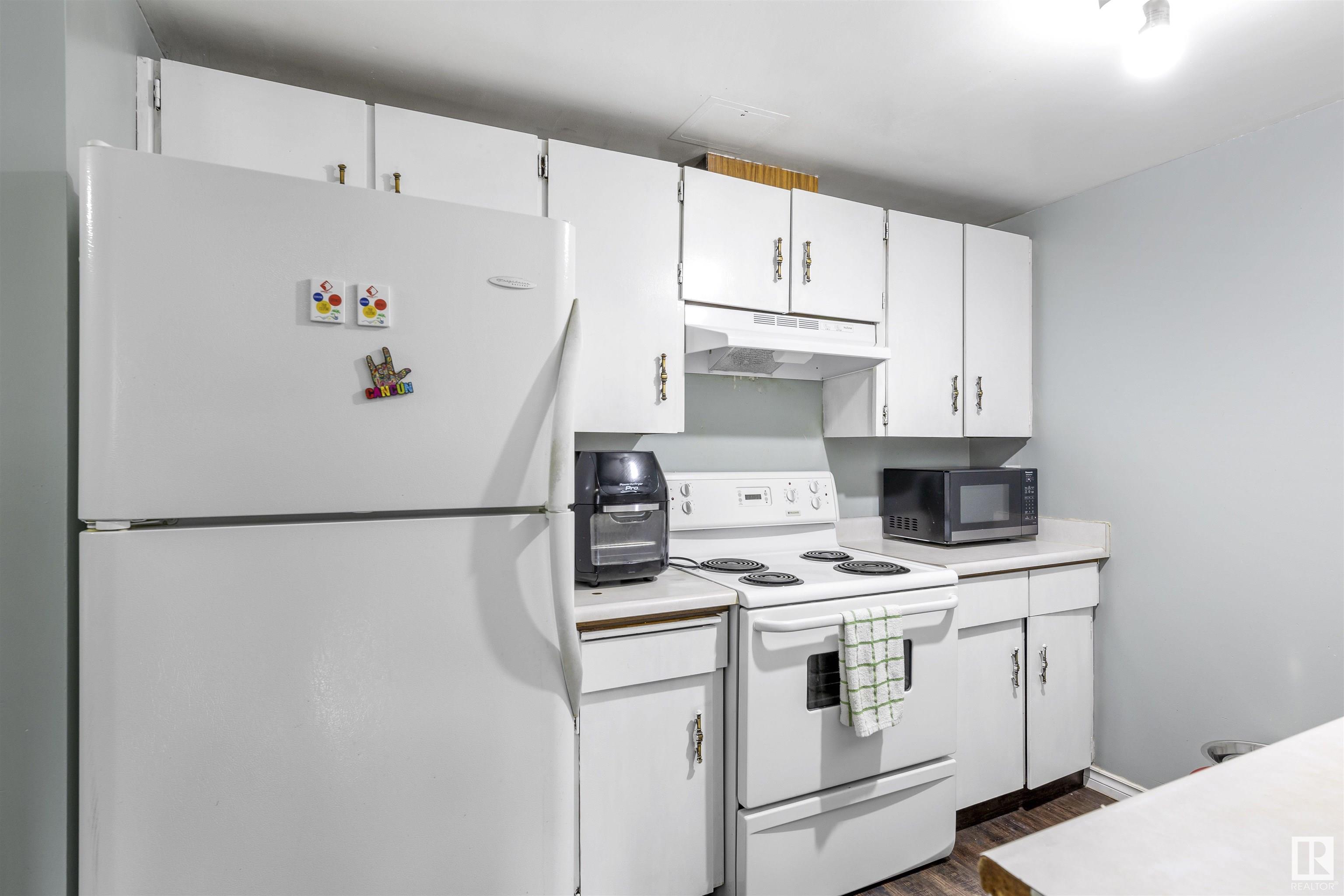      18415 66 AV NW , Edmonton,  ,T5T 2M1 ;  Listing Number: MLS E4418734