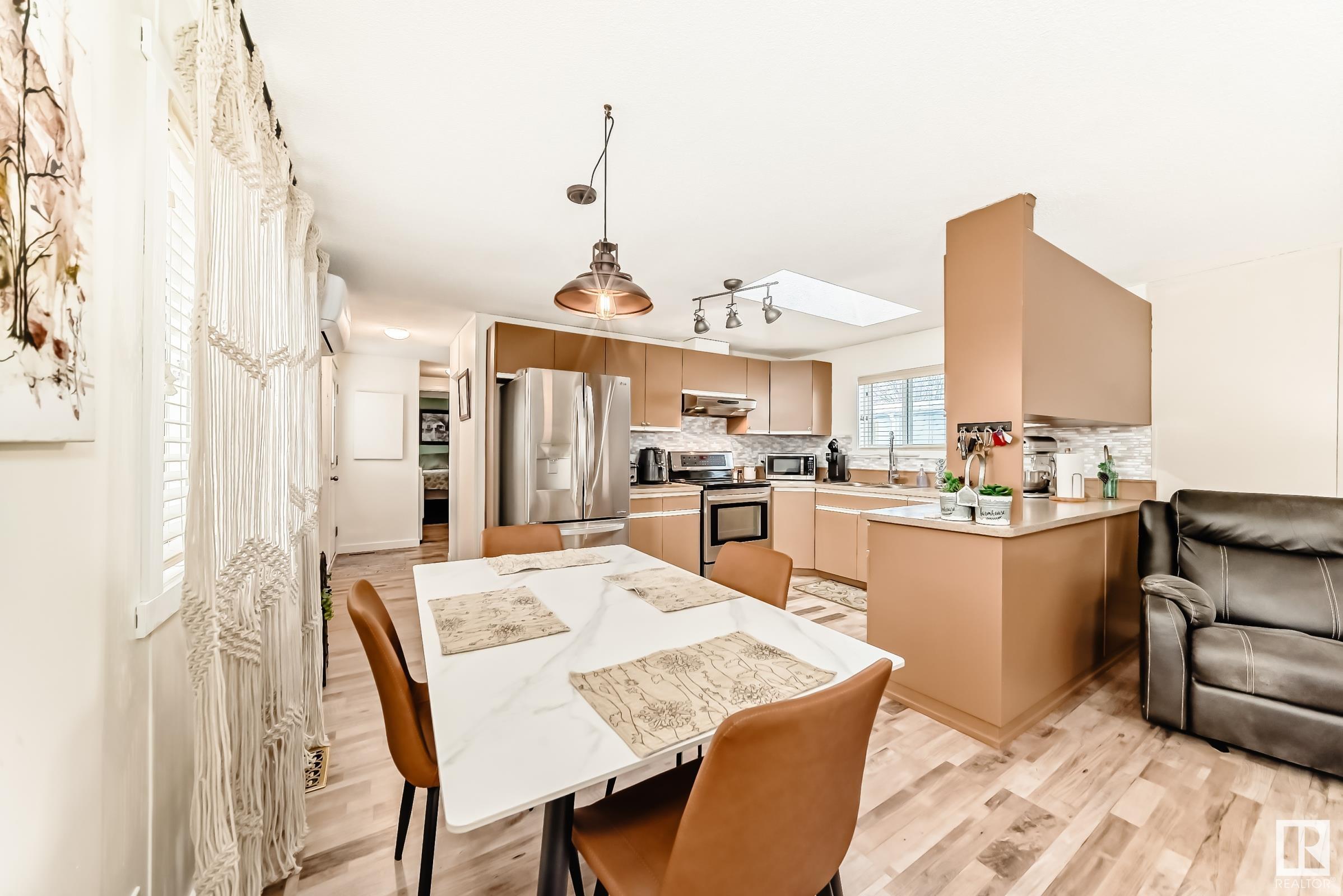      341 West Brook WY NW , Edmonton,  ,T5S 1T5 ;  Listing Number: MLS E4418737