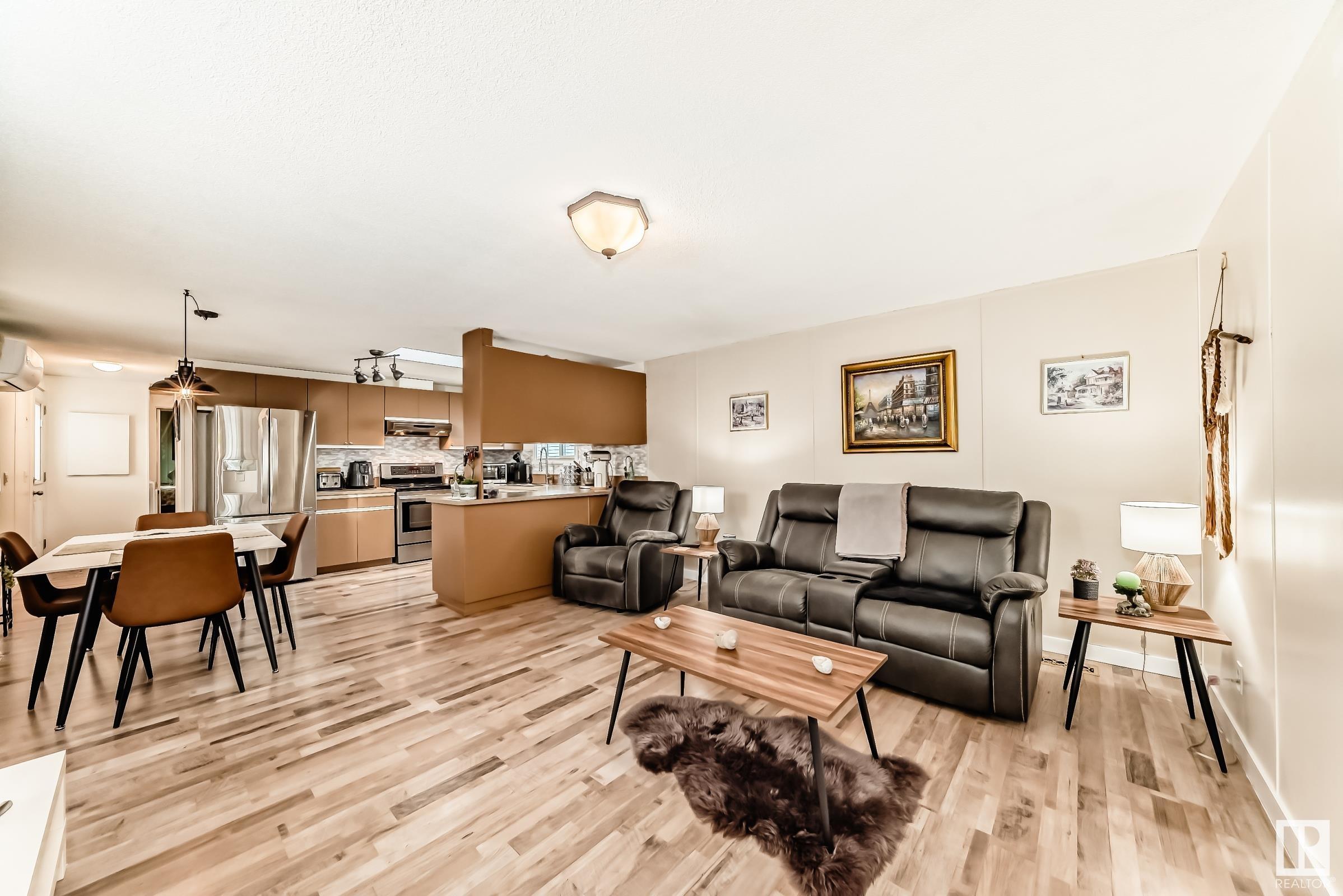      341 West Brook WY NW , Edmonton,  ,T5S 1T5 ;  Listing Number: MLS E4418737