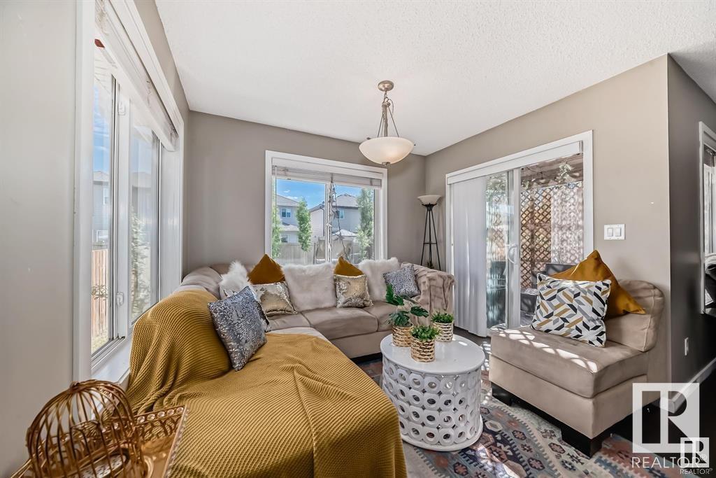      13827 143 AV NW , Edmonton,  ,T6V 0L7 ;  Listing Number: MLS E4418740