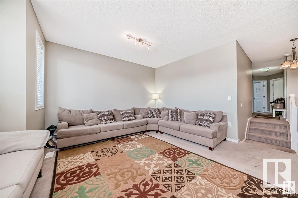      13827 143 AV NW , Edmonton,  ,T6V 0L7 ;  Listing Number: MLS E4418740