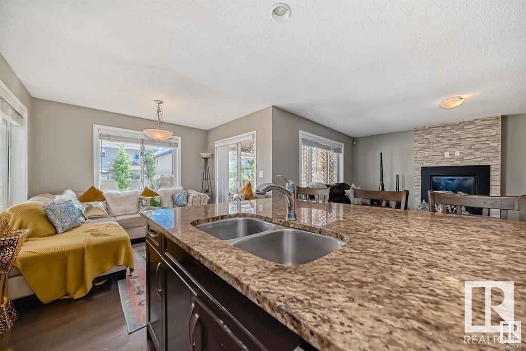      13827 143 AV NW , Edmonton,  ,T6V 0L7 ;  Listing Number: MLS E4418740