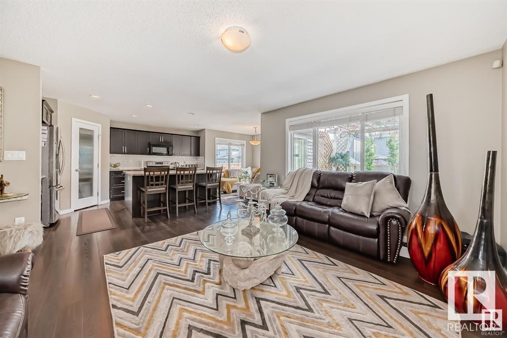      13827 143 AV NW , Edmonton,  ,T6V 0L7 ;  Listing Number: MLS E4418740