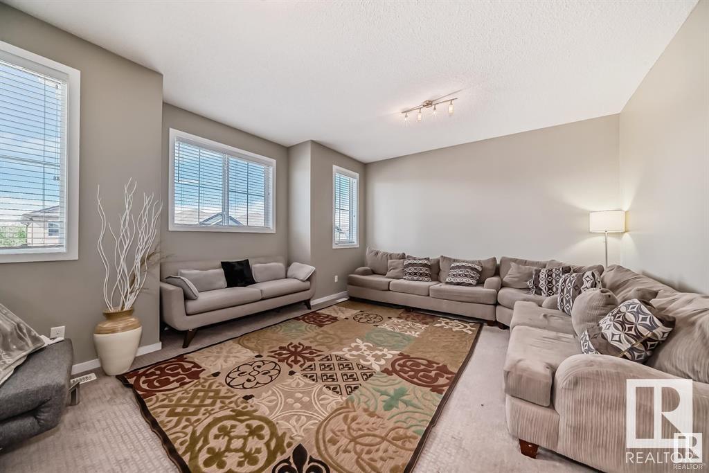      13827 143 AV NW , Edmonton,  ,T6V 0L7 ;  Listing Number: MLS E4418740