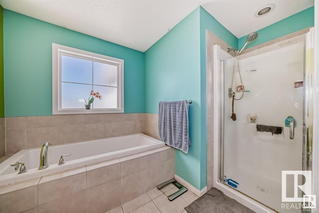      13827 143 AV NW , Edmonton,  ,T6V 0L7 ;  Listing Number: MLS E4418740