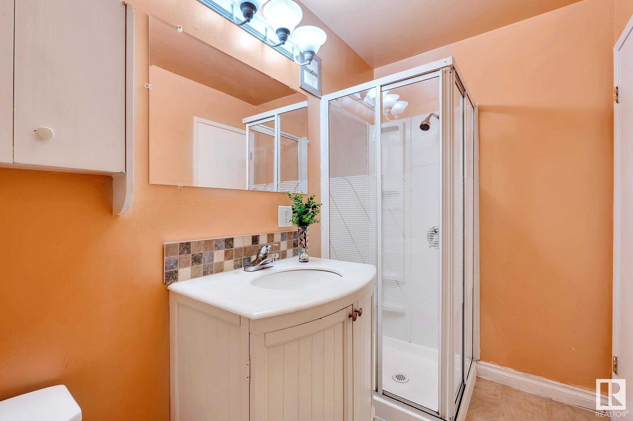      12409 82 ST NW , Edmonton,  ,T5B 2X5 ;  Listing Number: MLS E4418744