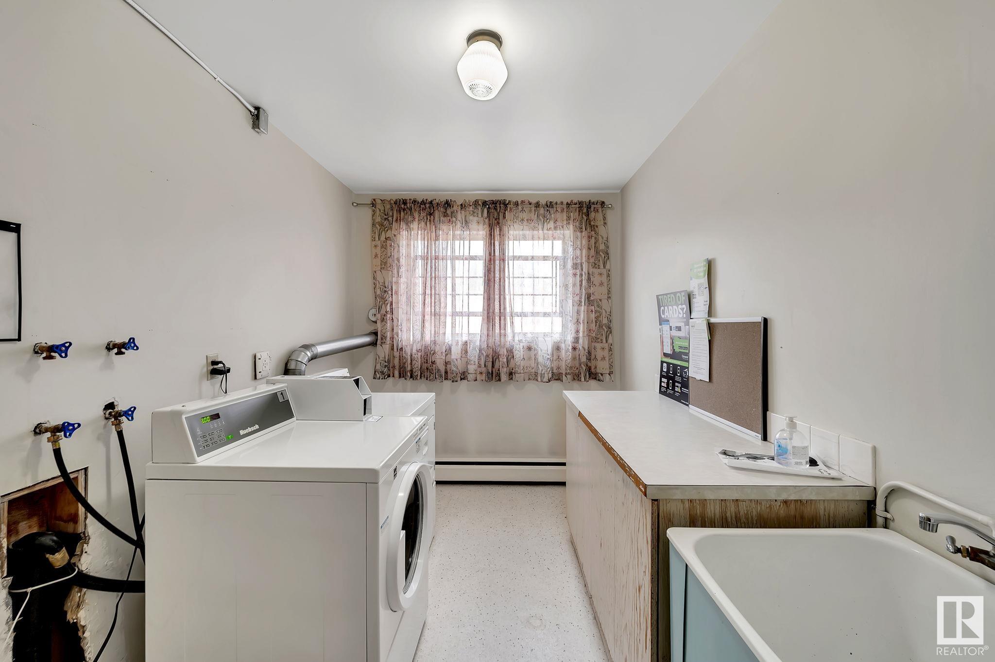      12409 82 ST NW , Edmonton,  ,T5B 2X5 ;  Listing Number: MLS E4418744
