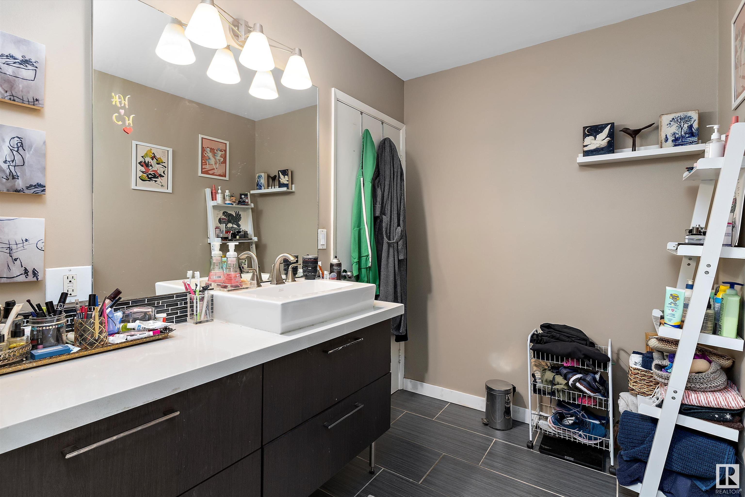      #911 11307 99 AV NW NW , Edmonton,  ,T5K 0B2 ;  Listing Number: MLS E4418748