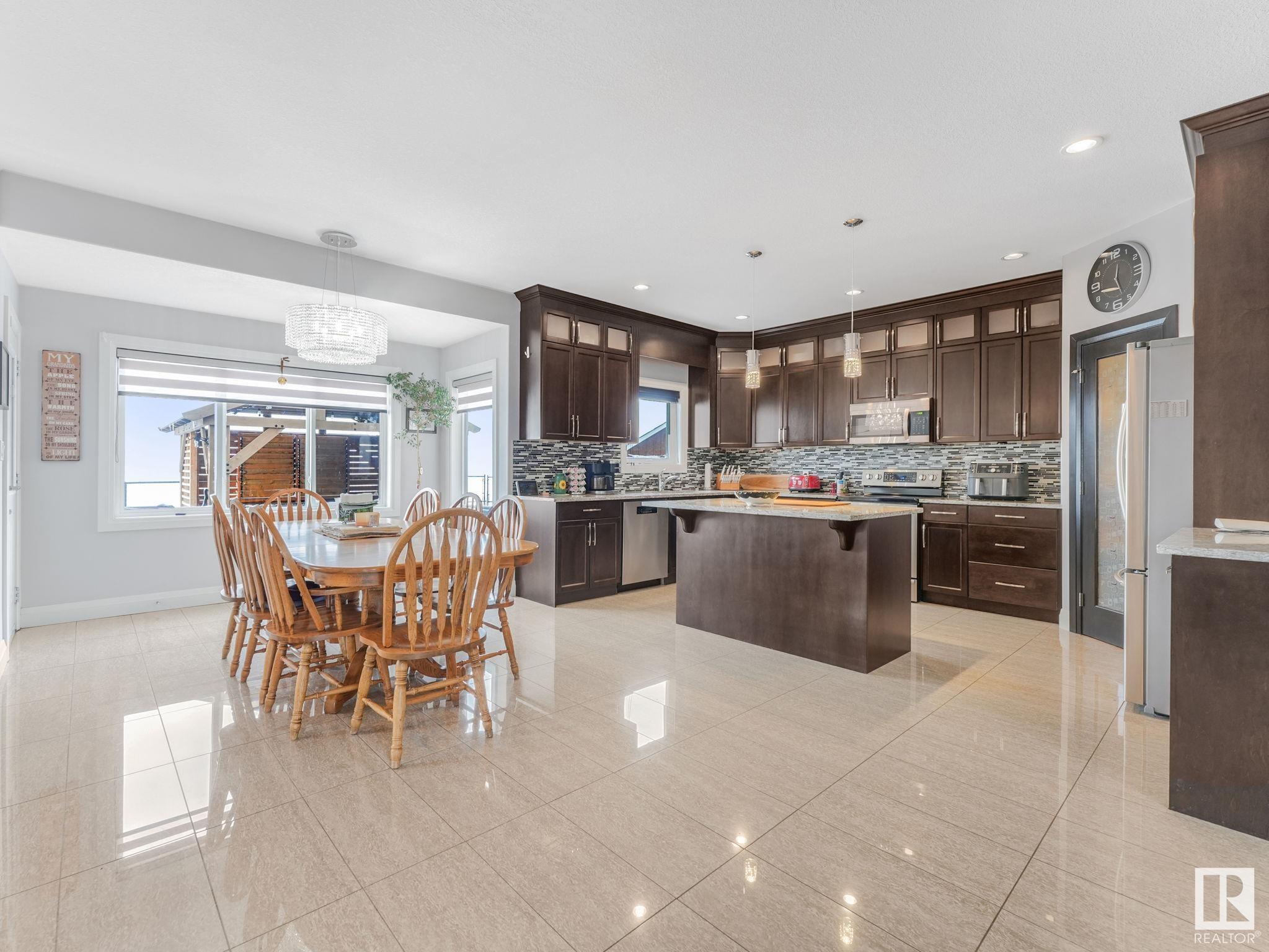      99 LAMPLIGHT DR , Spruce Grove,  ,T7X 0G8 ;  Listing Number: MLS E4418756