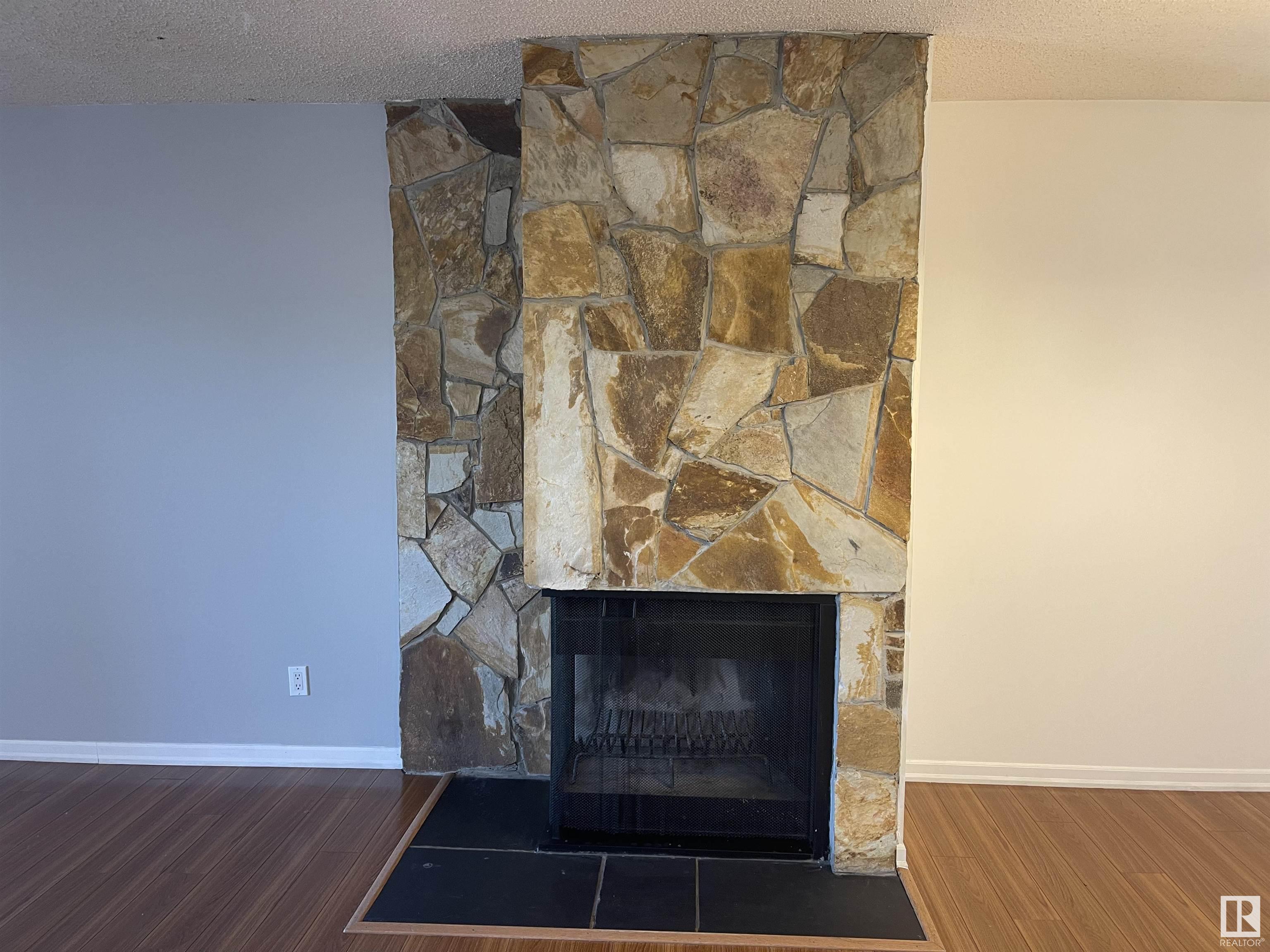      #309 14004 26 ST NW , Edmonton,  ,T5Y 1Y4 ;  Listing Number: MLS E4418758