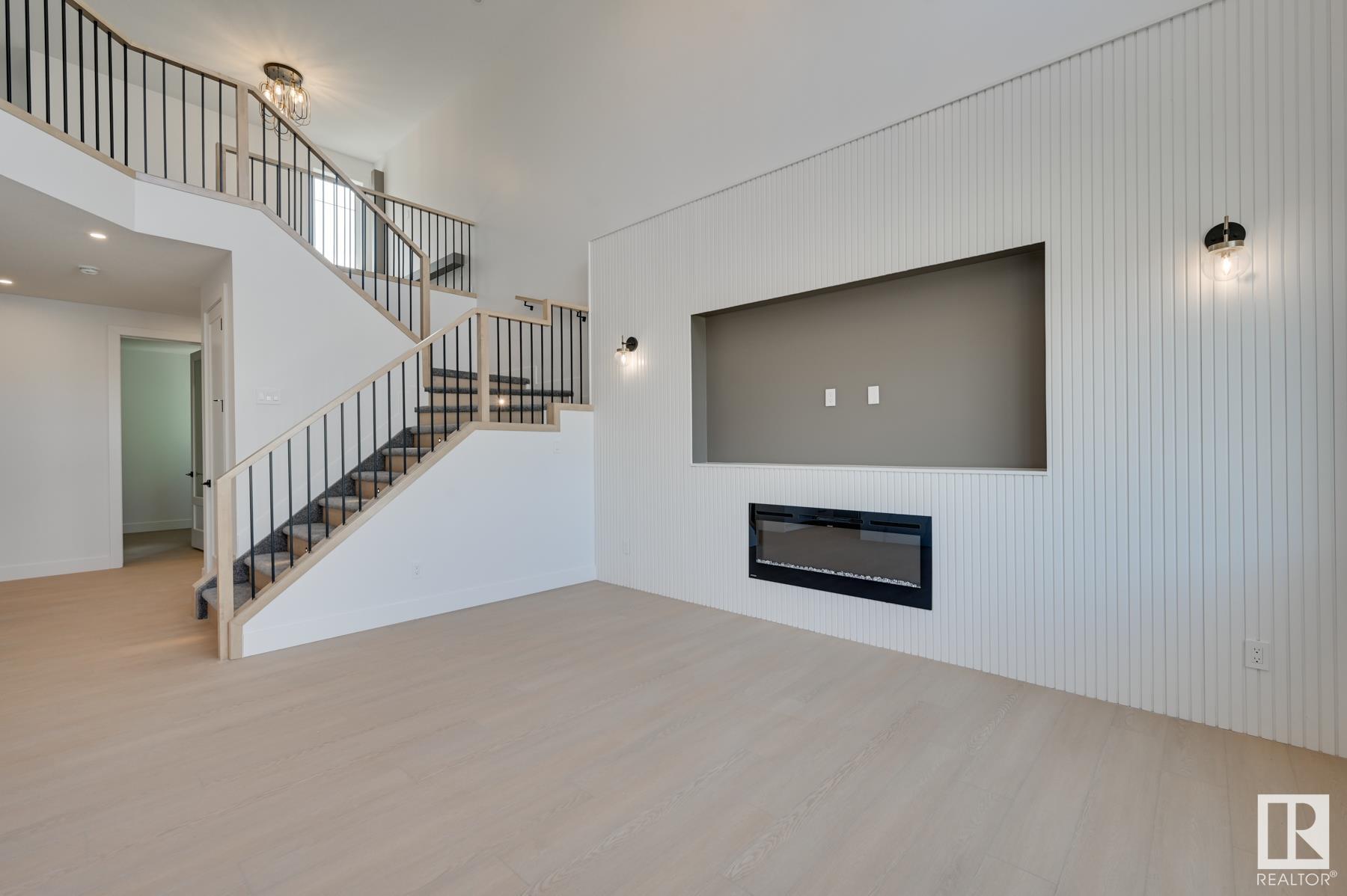      281 Meadowview DR , Fort Saskatchewan,  ,T8L 1Y4 ;  Listing Number: MLS E4418760