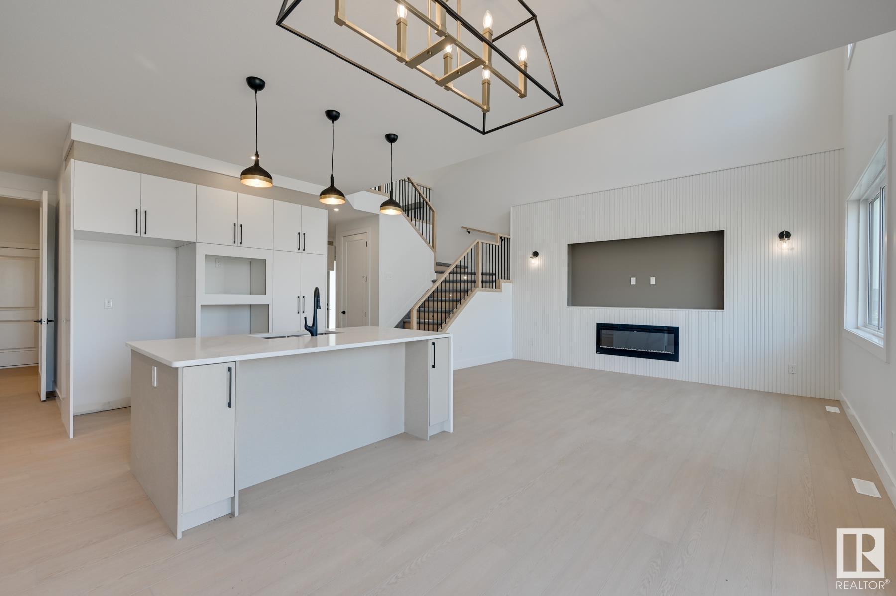      281 Meadowview DR , Fort Saskatchewan,  ,T8L 1Y4 ;  Listing Number: MLS E4418760