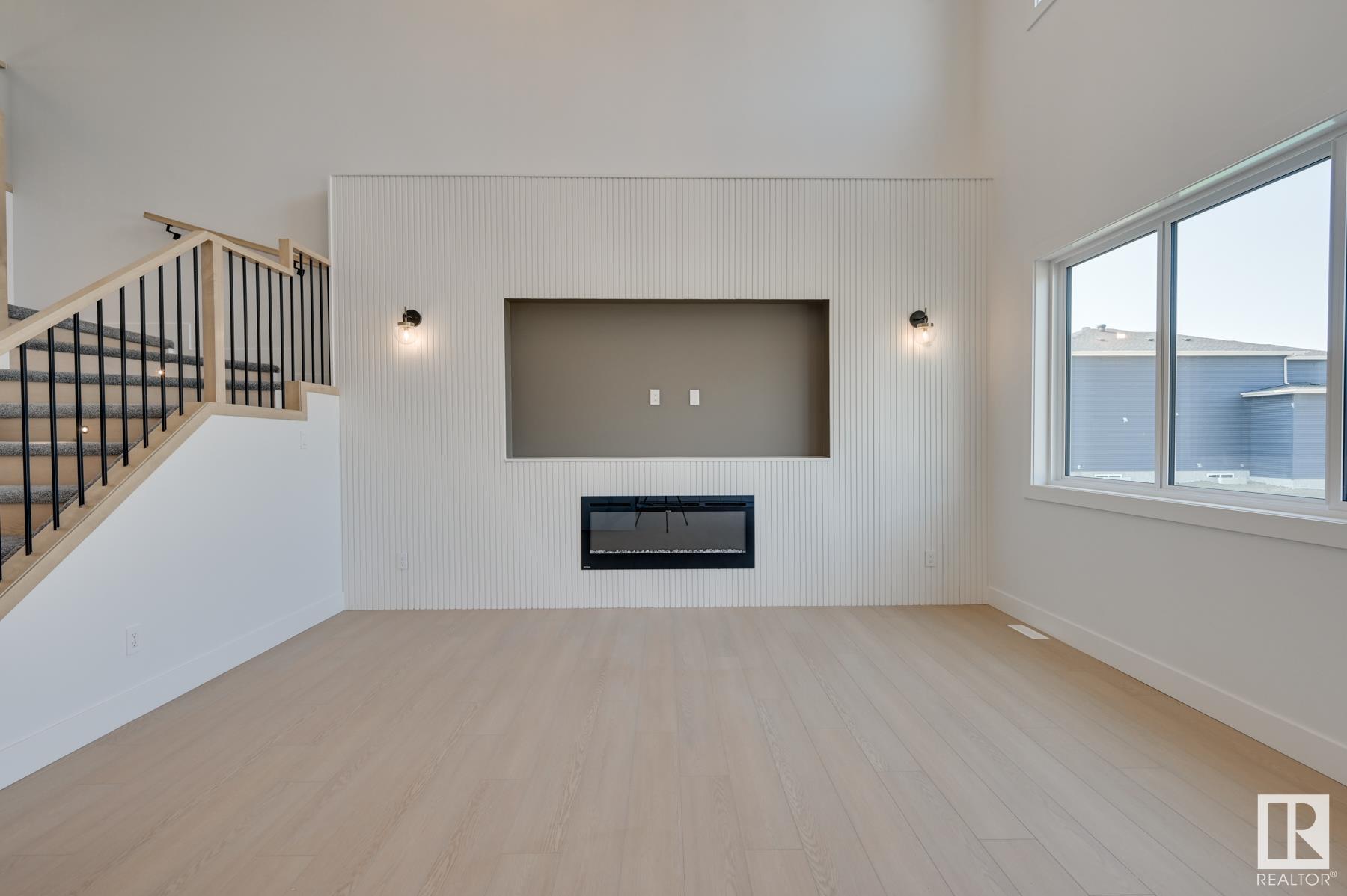      281 Meadowview DR , Fort Saskatchewan,  ,T8L 1Y4 ;  Listing Number: MLS E4418760