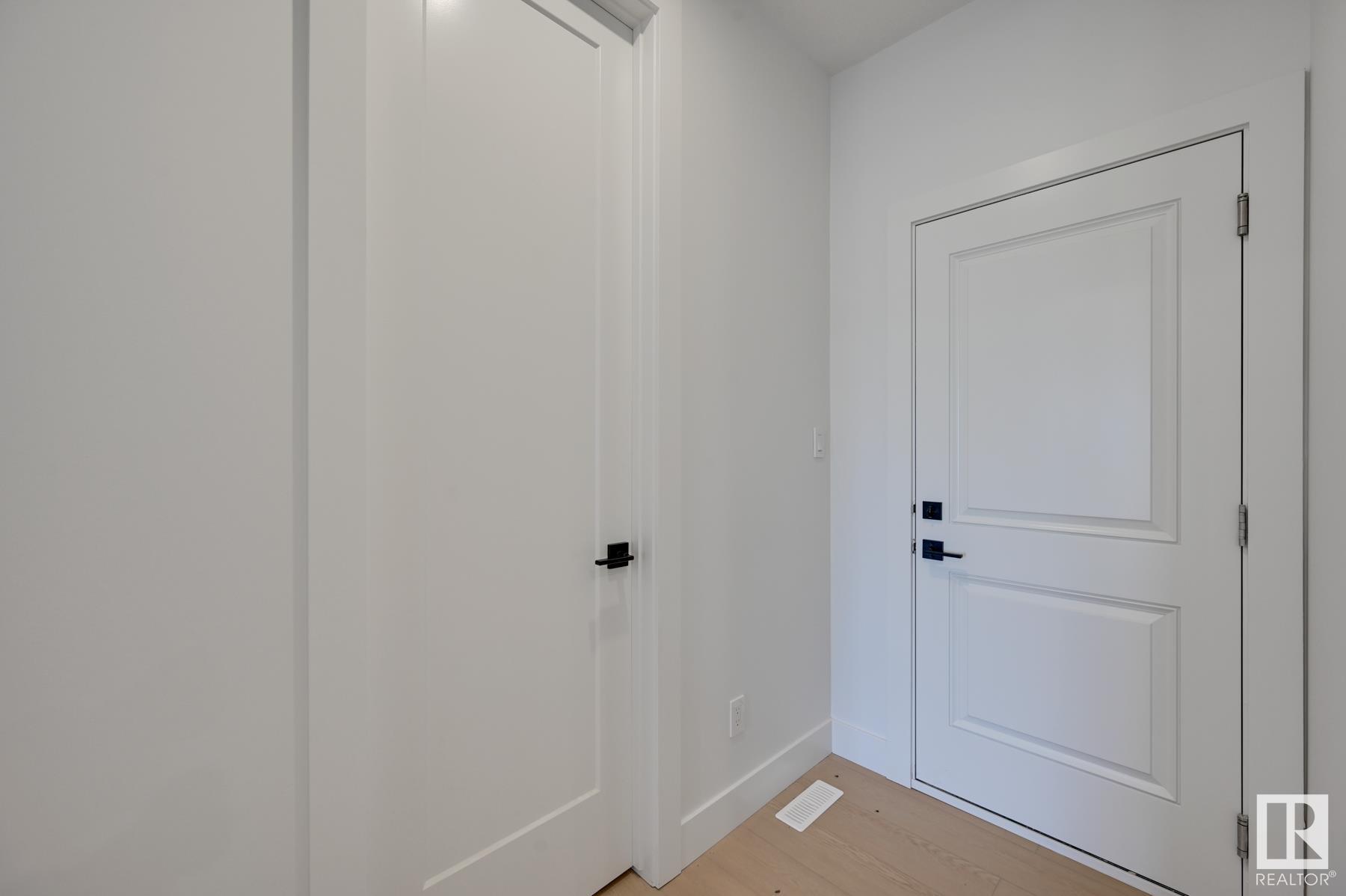      281 Meadowview DR , Fort Saskatchewan,  ,T8L 1Y4 ;  Listing Number: MLS E4418760