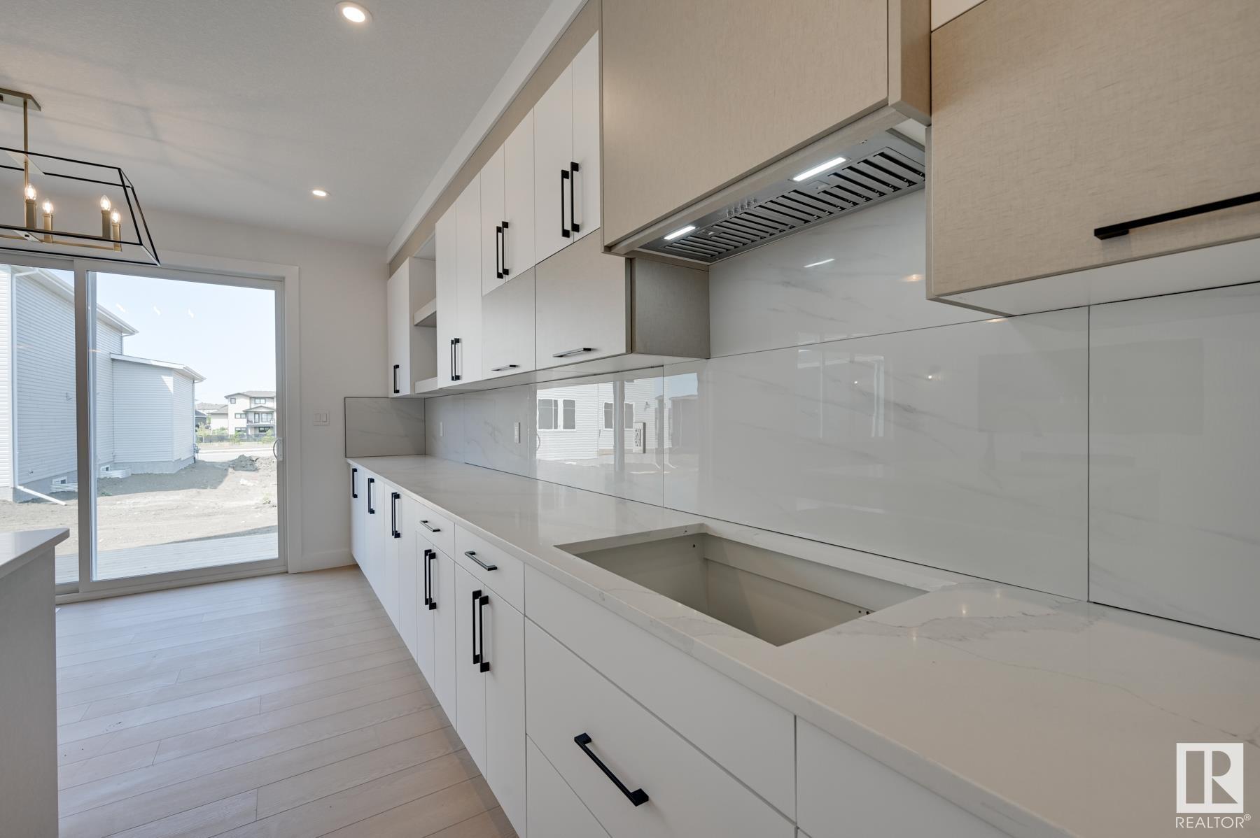      281 Meadowview DR , Fort Saskatchewan,  ,T8L 1Y4 ;  Listing Number: MLS E4418760