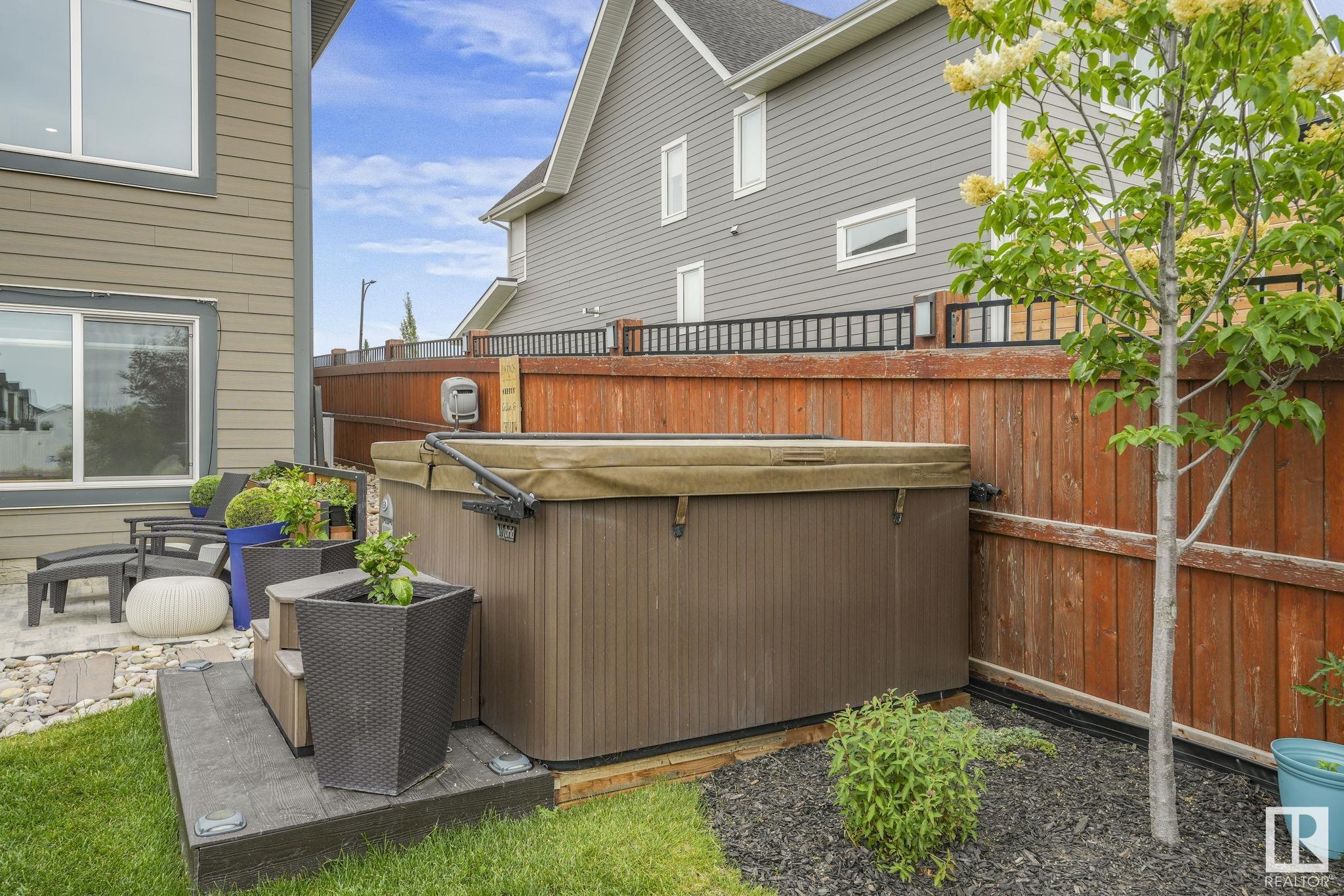      122 EDGEWATER CI , Leduc,  ,T9E 1K5 ;  Listing Number: MLS E4418774